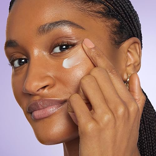 Miniatura 8 de Lancôme Rénergie Crema de ojos - Con cafeína, ácido hialurónico y extracto de linaza - Para levantar ojeras, 0.5 onzas líquidas