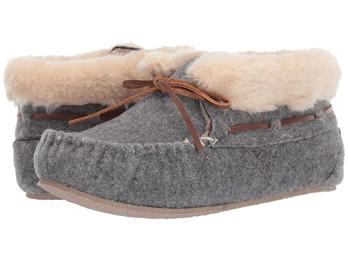 minnetonka chrissy bootie