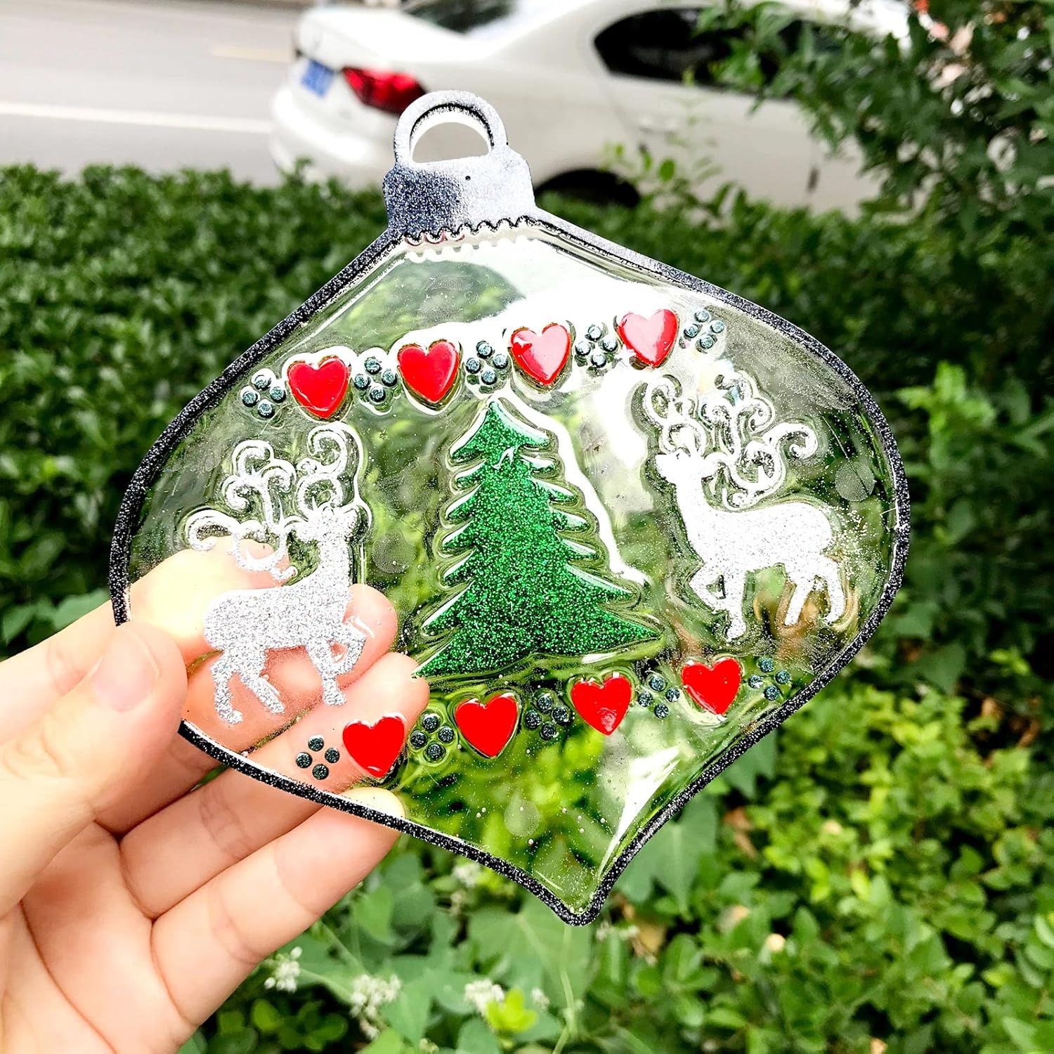 Christmas Resin Molds, Large Round Silicone Christmas Elements Ornaments Pedant Epoxy Resin Casting Molds for Christmas Tree Decorations, Jewelry, Keychain Making DIY Crafts (9PCS)