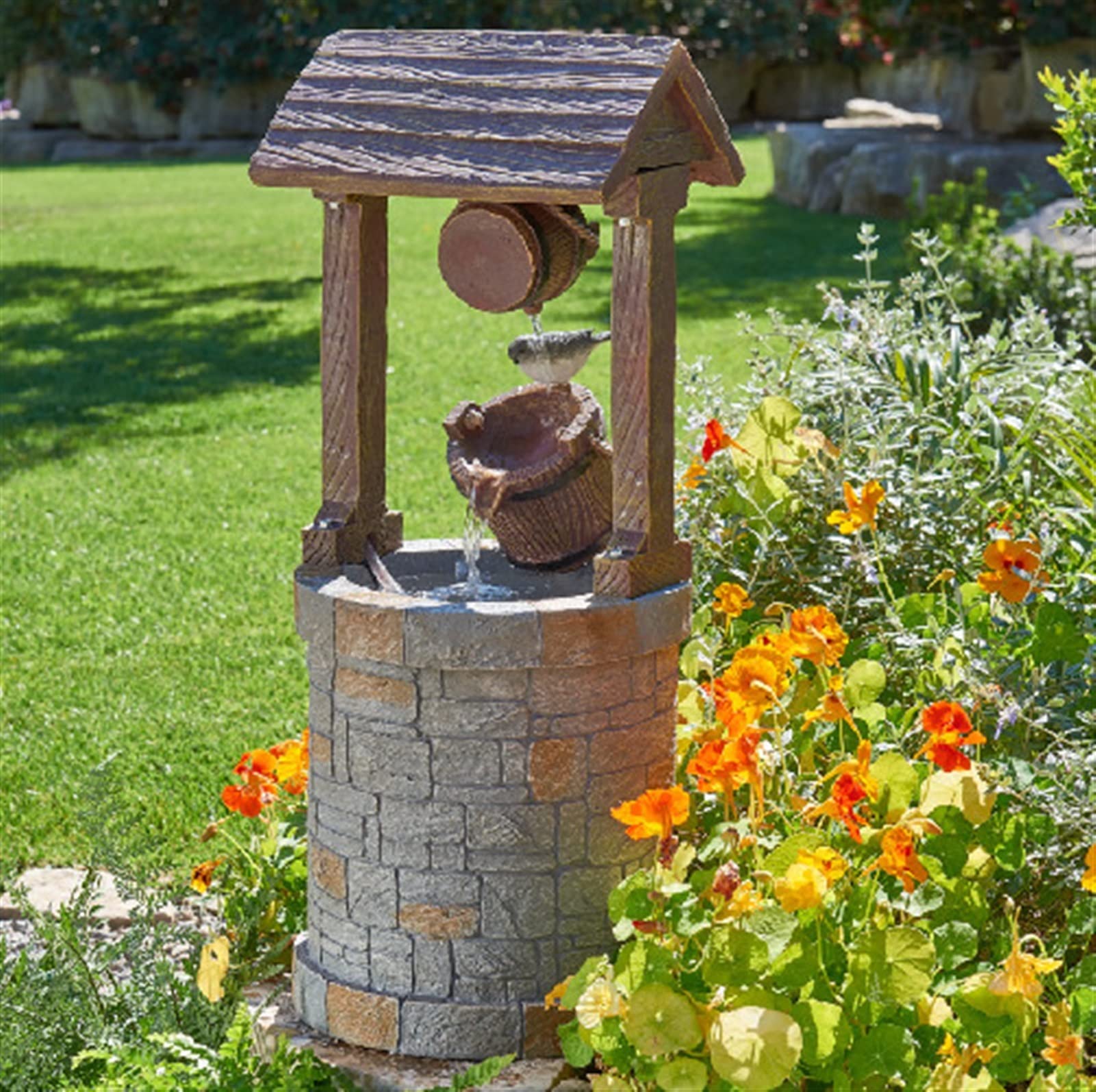 Fontana Da Giardino SOARS In Legno Di Abete - Con Secchio Regolabile E Tetto, 56x56x114cm