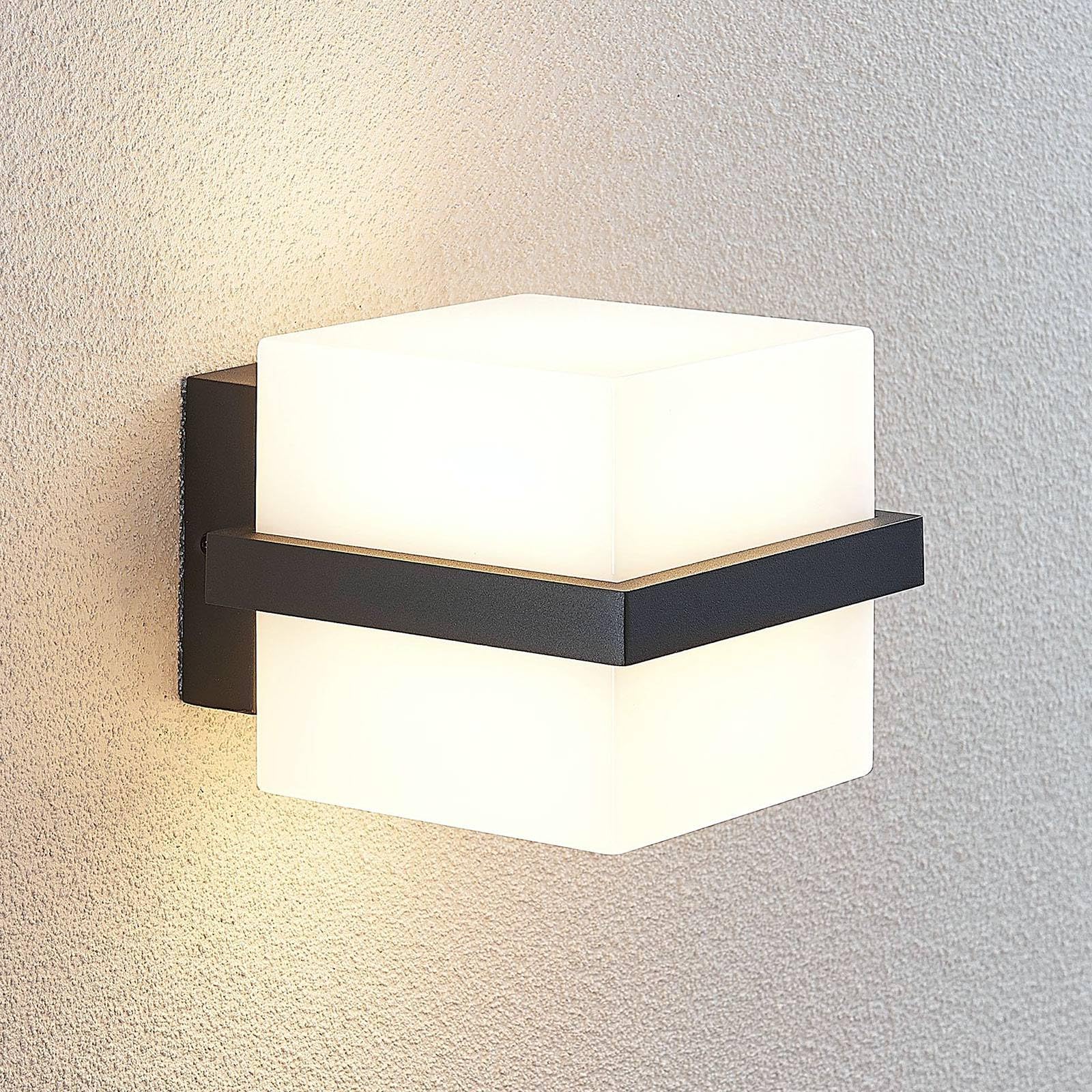 Lindby Applique LED da esterni (Moderno) colore Nero, lampadina inclusa applique lampada outdoor per facciata/parete terrazzo e