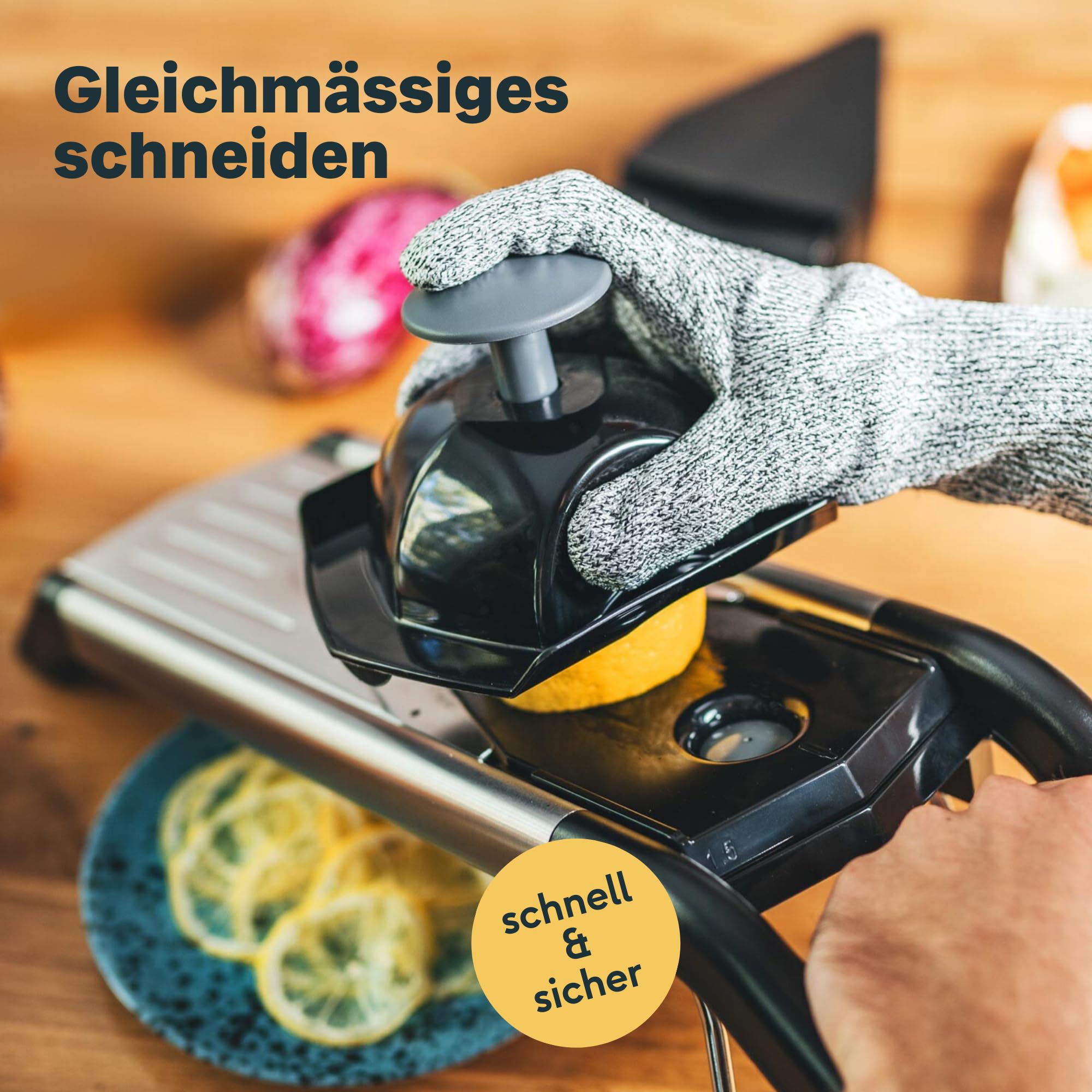 SILBERTHAL Gemüsehobel Mandoline - V-Hobel mit Einsätzen - Scharfe Klinge - Platzsparend verstauen