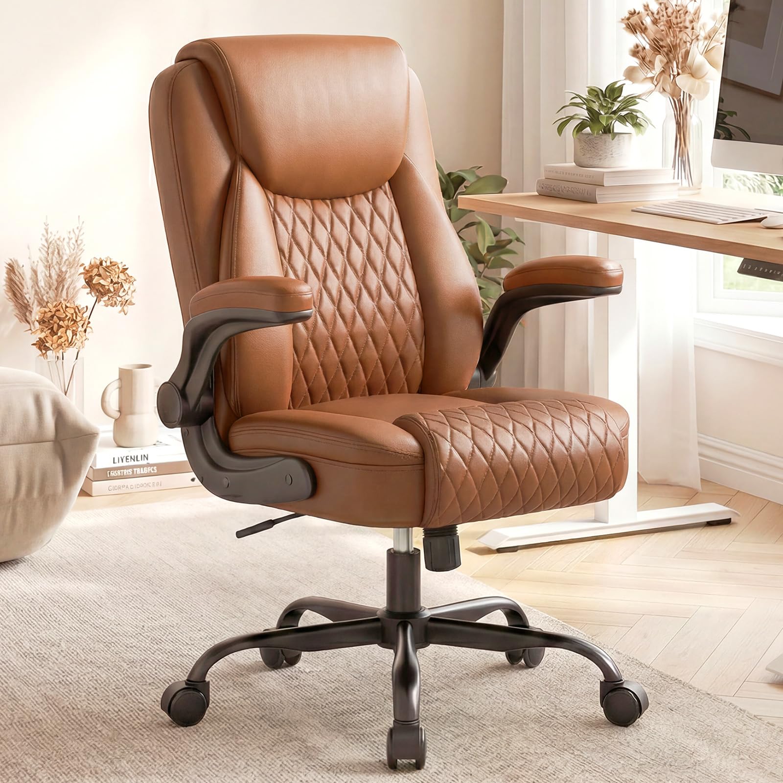 GTPLAYER Sedia da ufficio ergonomica, sedia da scrivania con schienale alto, braccioli pieghevoli, regolabile in altezza, in pelle PU, seduta extra larga, per ufficio e casa, marrone