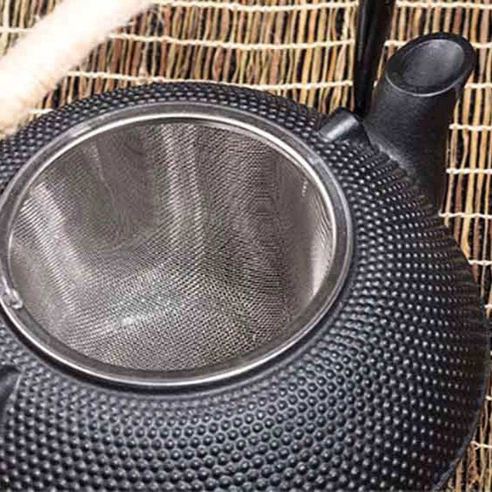 Teiera in ghisa con infusore Tetsubin fatto a mano Bollitore in ghisa Teiera con infusore in acciaio inossidabile Bollitore per piano cottura a gas Teiera nera 1200 ml Teteras para fogón