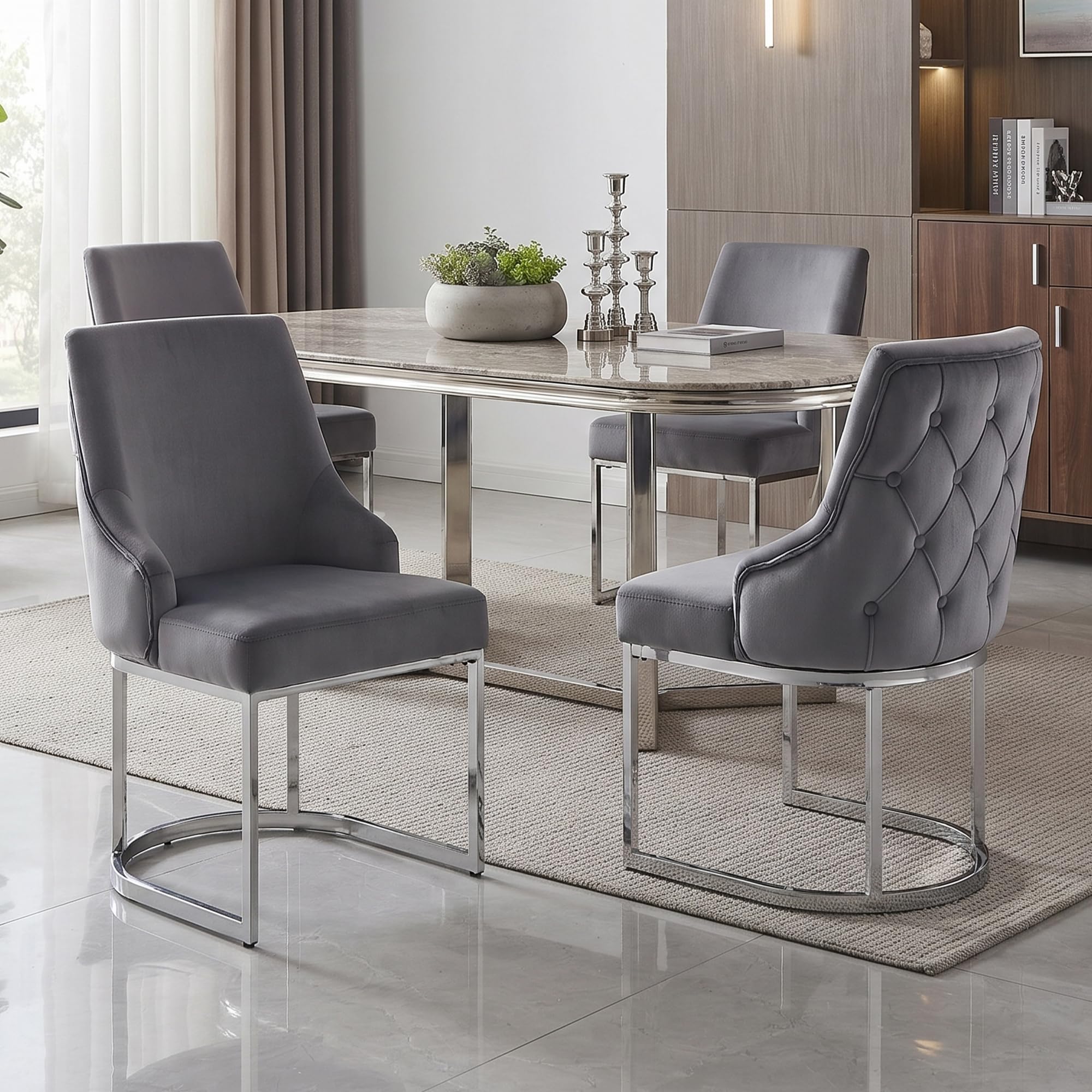 Set di 2 sedie da pranzo in velluto grigio con gambe in metallo argentato, moderne