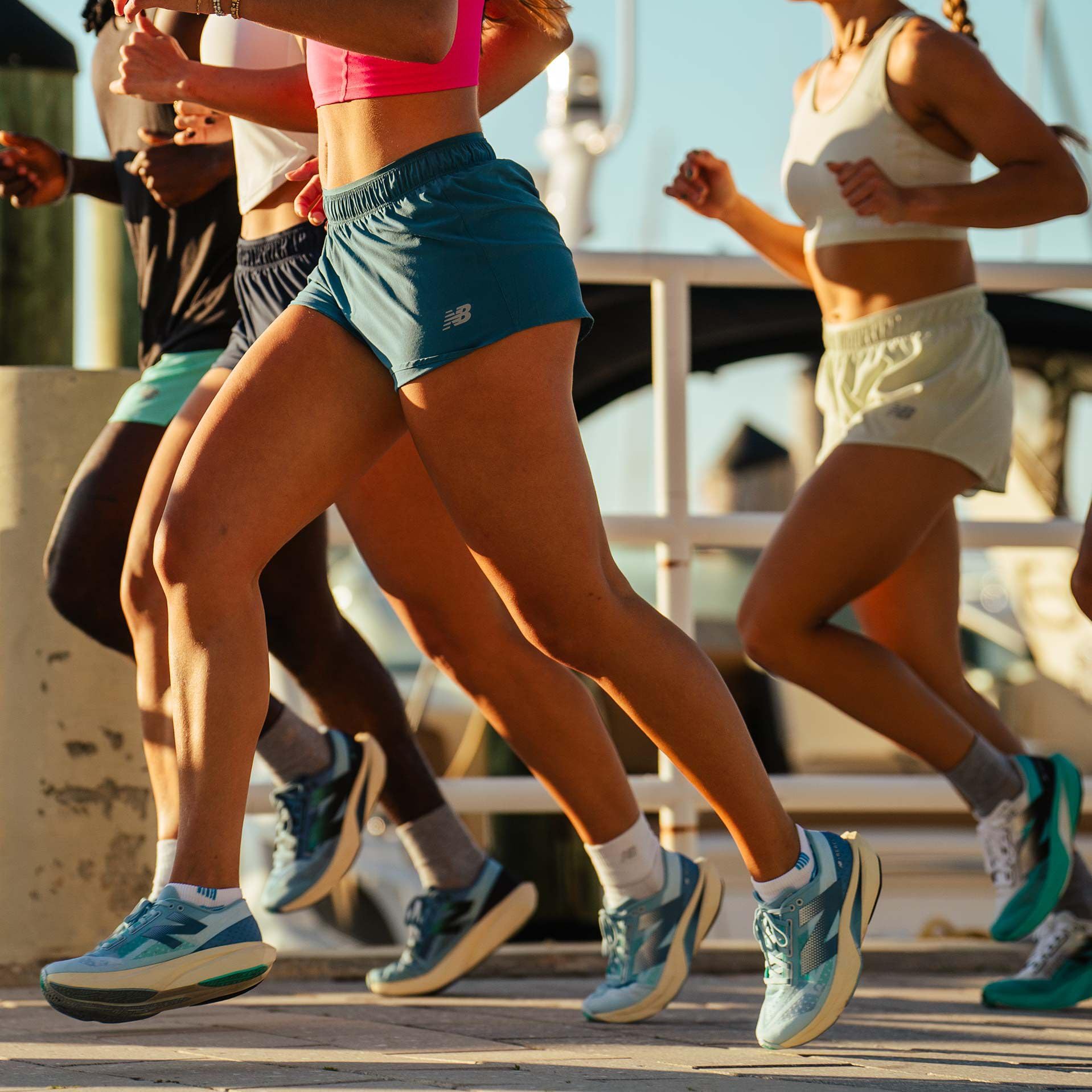 New Balance Calzini corti imbottiti unisex per adulti da 6 e 12 paia, traspiranti