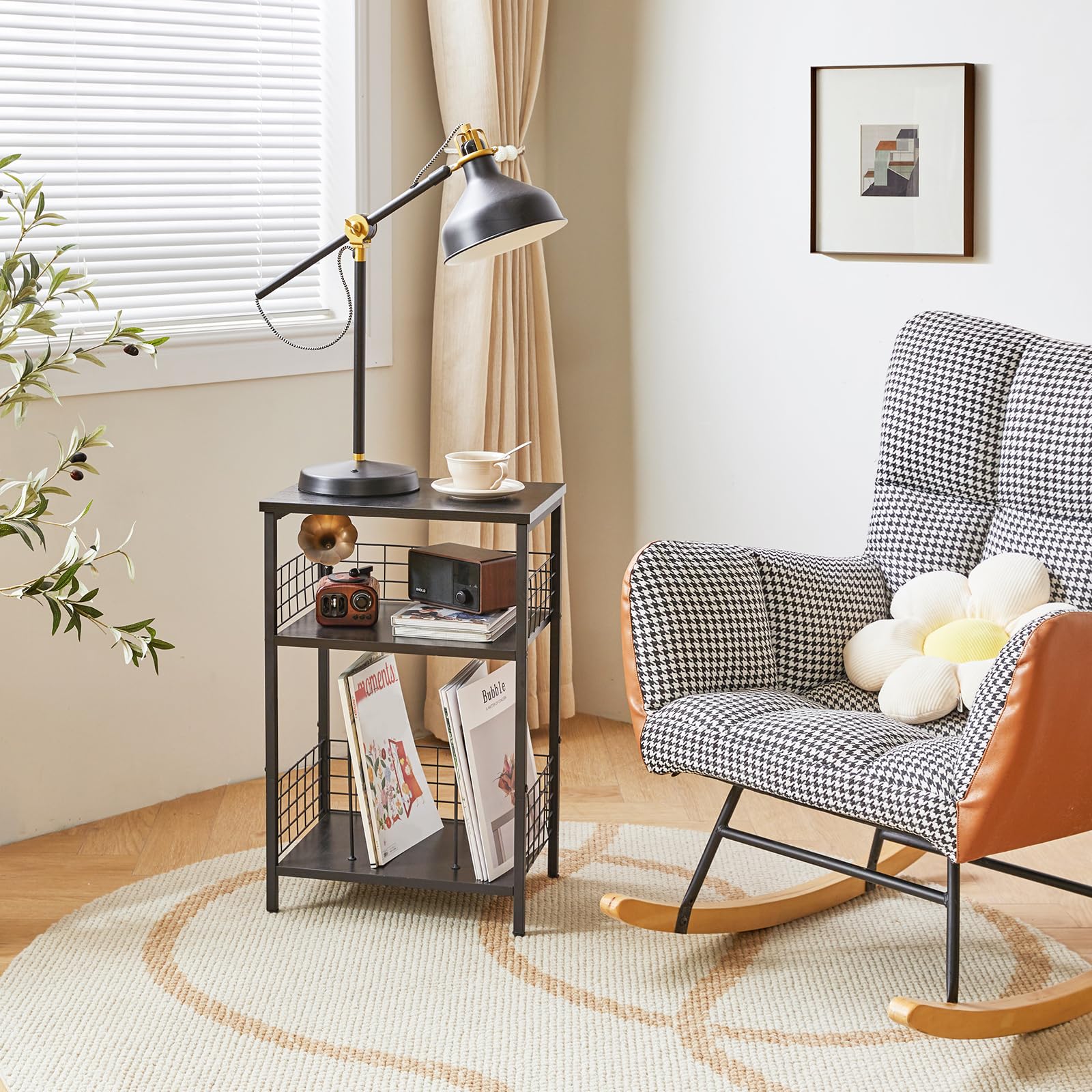 YMYNY Table de Chevet, Bout de canapé, Meuble Tourne Disque Vinyle, Table d’Appoint 3 Niveaux Rangement, Support de platine Vintage, pour Salon, Chambre, Bureau, 40×29×62.5CM Noir HST009B
