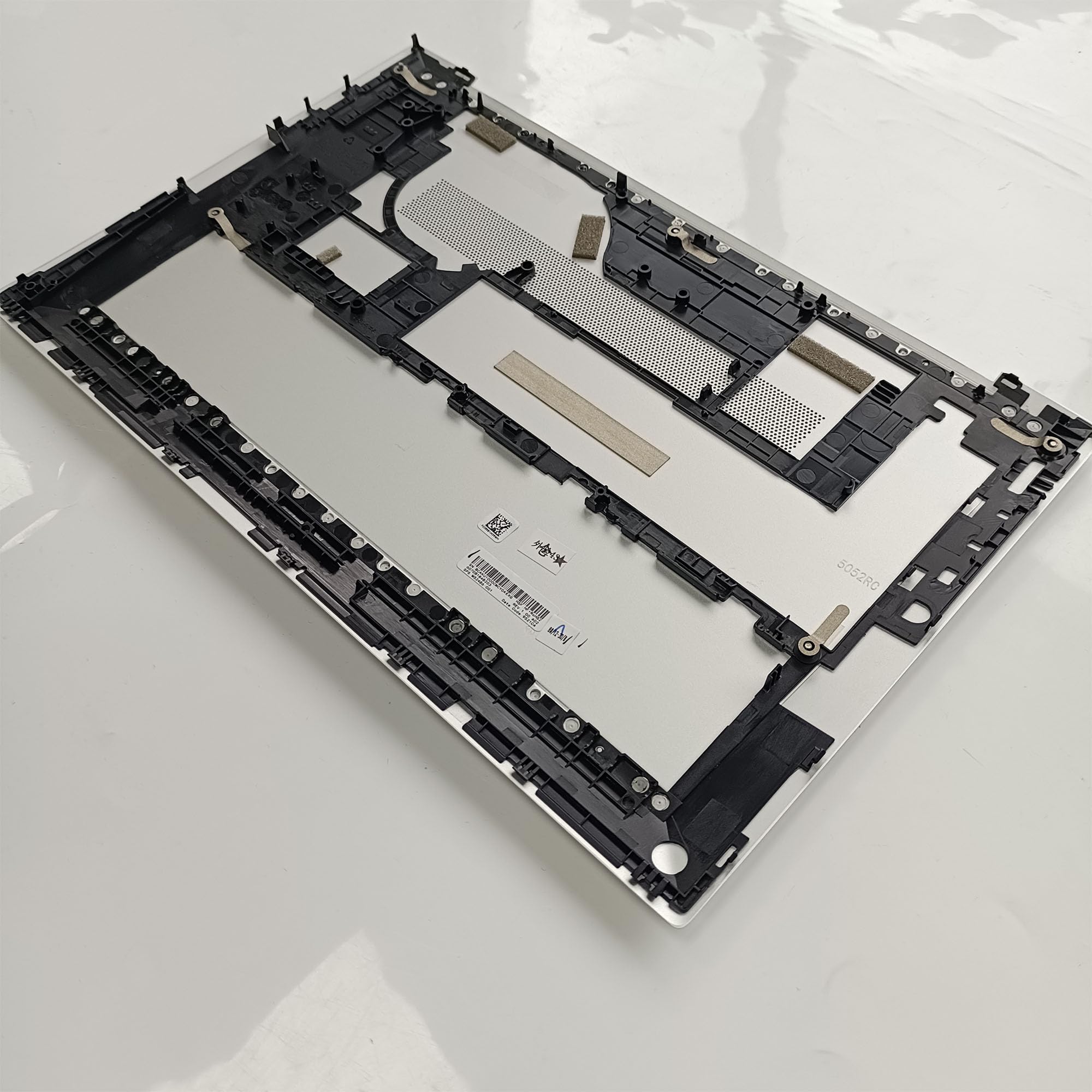 Copertura Inferiore per HP Elitebook 850 G8 M35823-001 Argento
