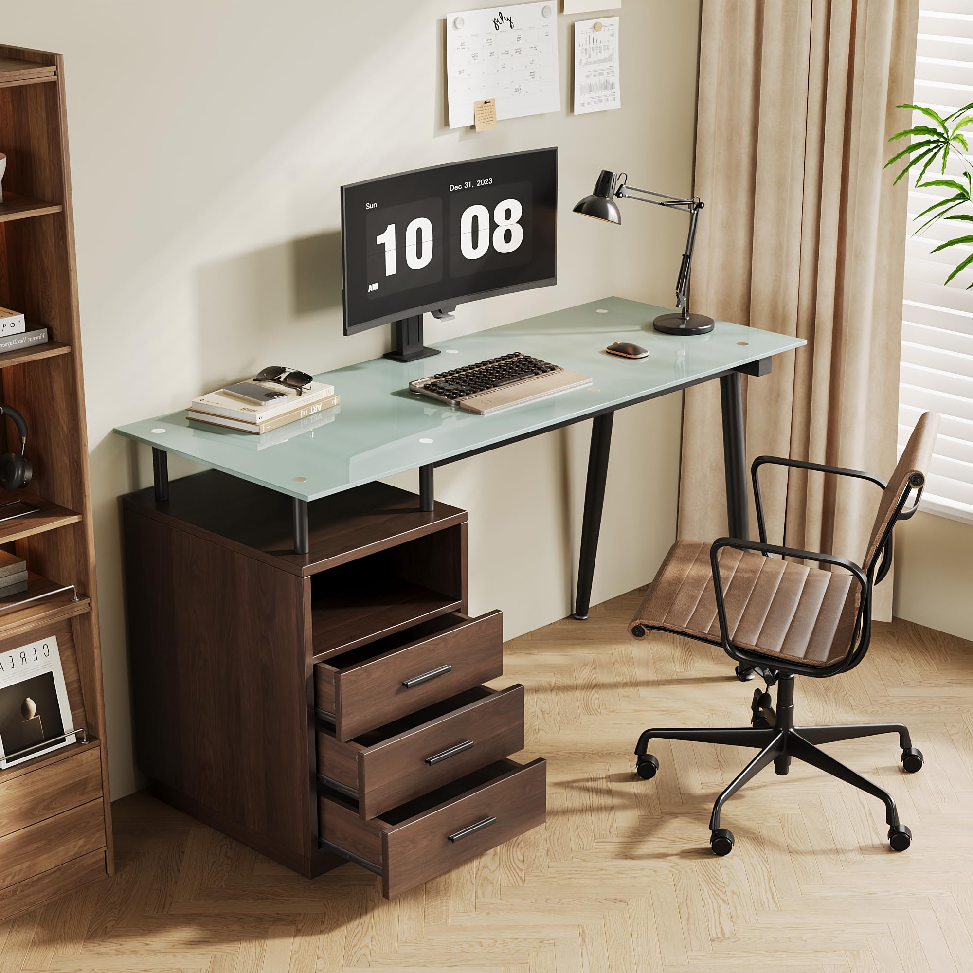 Moderno escritorio marrón 130 x 50 x 75 cm con placa de cristal, estructura tubular de acero, tres cajones y compartimento abierto, cristal esmerilado templado, asas negras