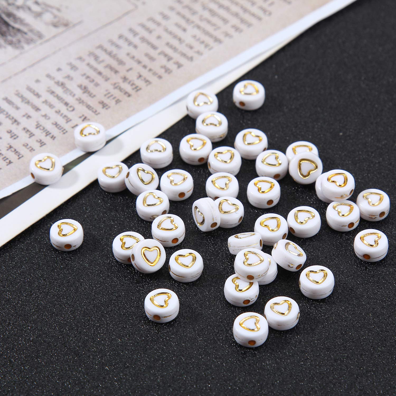 200pcs White Acrylic Heart Beads 7mm Flat Round Pony Disc Coin with Gold Hollow Heart Pattern Loose Spacer Beads for DIY Bracelet Jewelry Making - Image 3