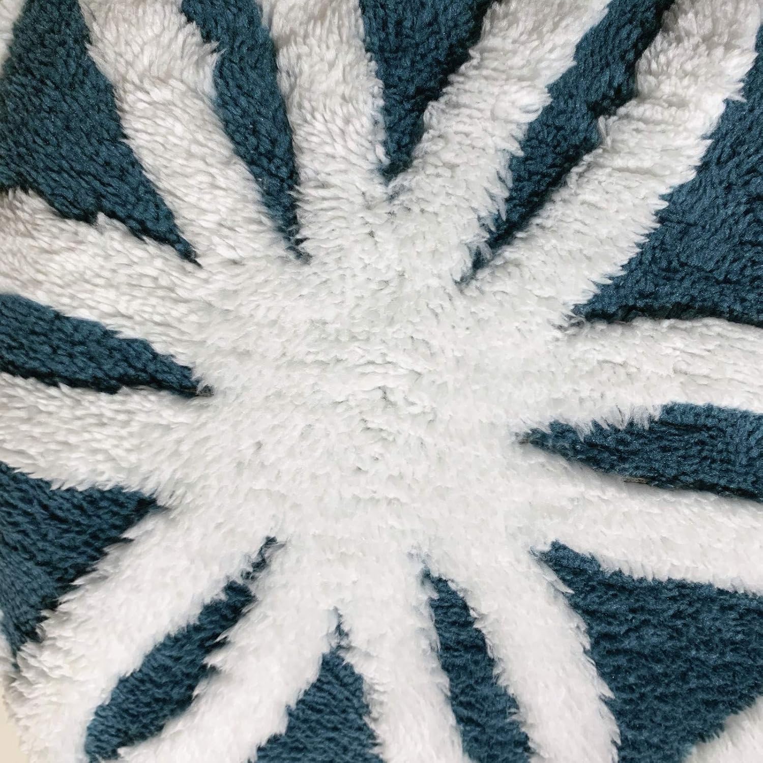 UKELER Navy Blue Flannel Sherpa Throw 60'' x 50'' New Blanket Ultra Plush Lightweight Throw Blanket Luxury Soft Warm Fuzzy Blanket Throws for Bed/Couch/Sofa/Office/Camping - Image 3