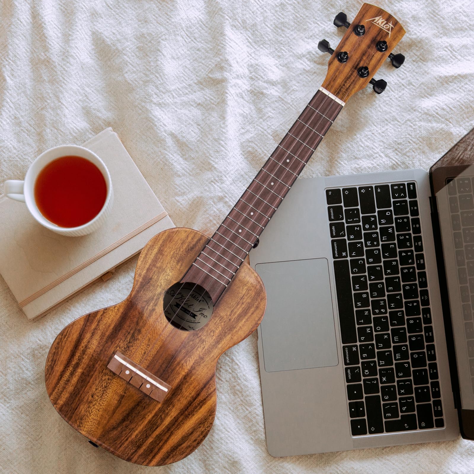 AKLOT Ukulele Acacia da 66 cm (acustico)