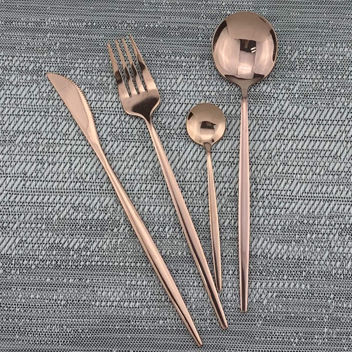 Set di Posate da 40 Pezzi in Acciaio Inossidabile 18/10 per 10 Persone, con Finitura A Specchio, Composto da Forchette, Cucchiai E Coltelli. Utensili Riutilizzabili per Riunioni di Famiglia, Uso
