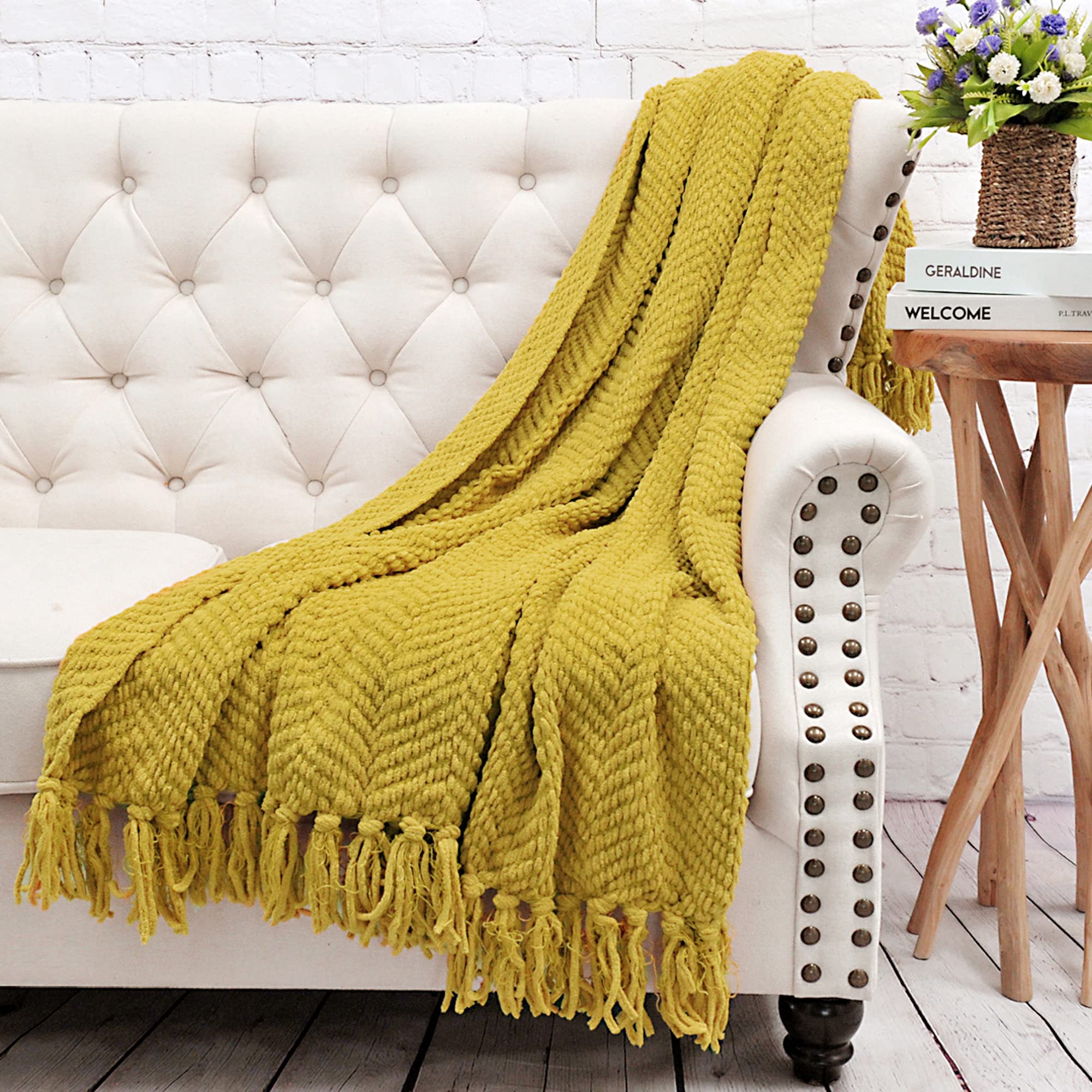 Amazon.com: Home Soft Things Yellow Throw Blanket Knitted Tweed Throw 60''  x 80'', Lemon Curry, Super Soft Cozy Warm Comfortable Breathable Throw for  Living Room Chair Couch Bed Sofa Bedroom Home Décor :