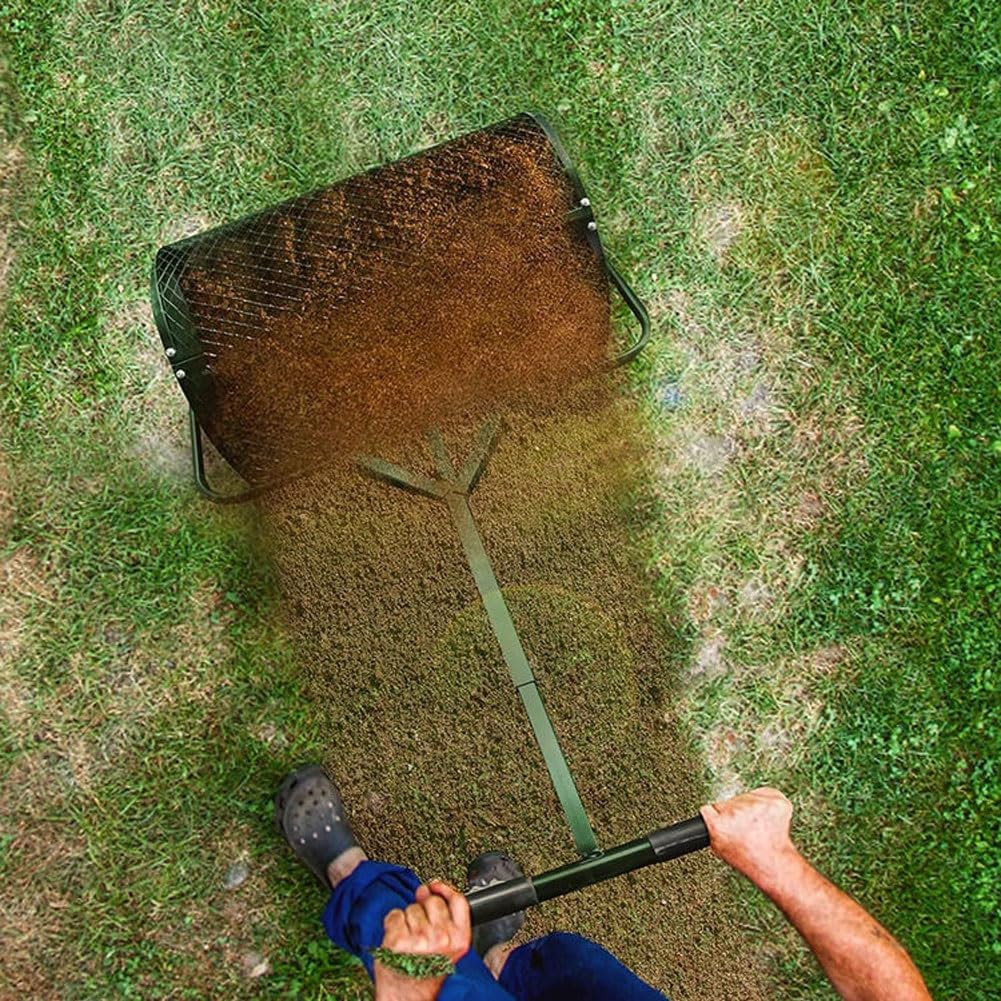 Esparcidor de abono de tierra, 24 pulgadas, fertilizante manual para césped, jardín, rodillo de estiércol de malla metálica con mango ajustable para plantar y sembrar