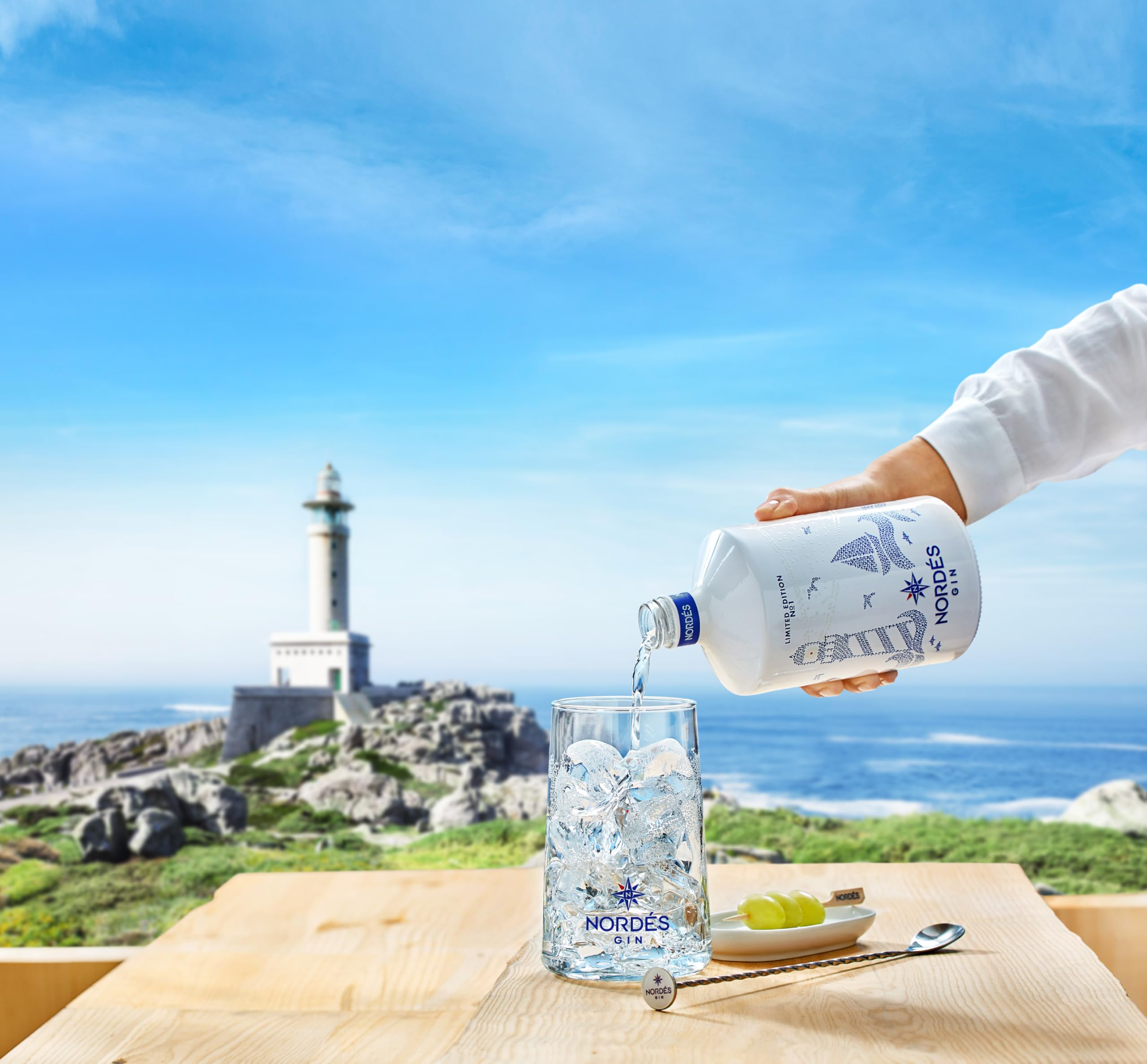 Nordés Edición Faro Ginebra, 70 cl