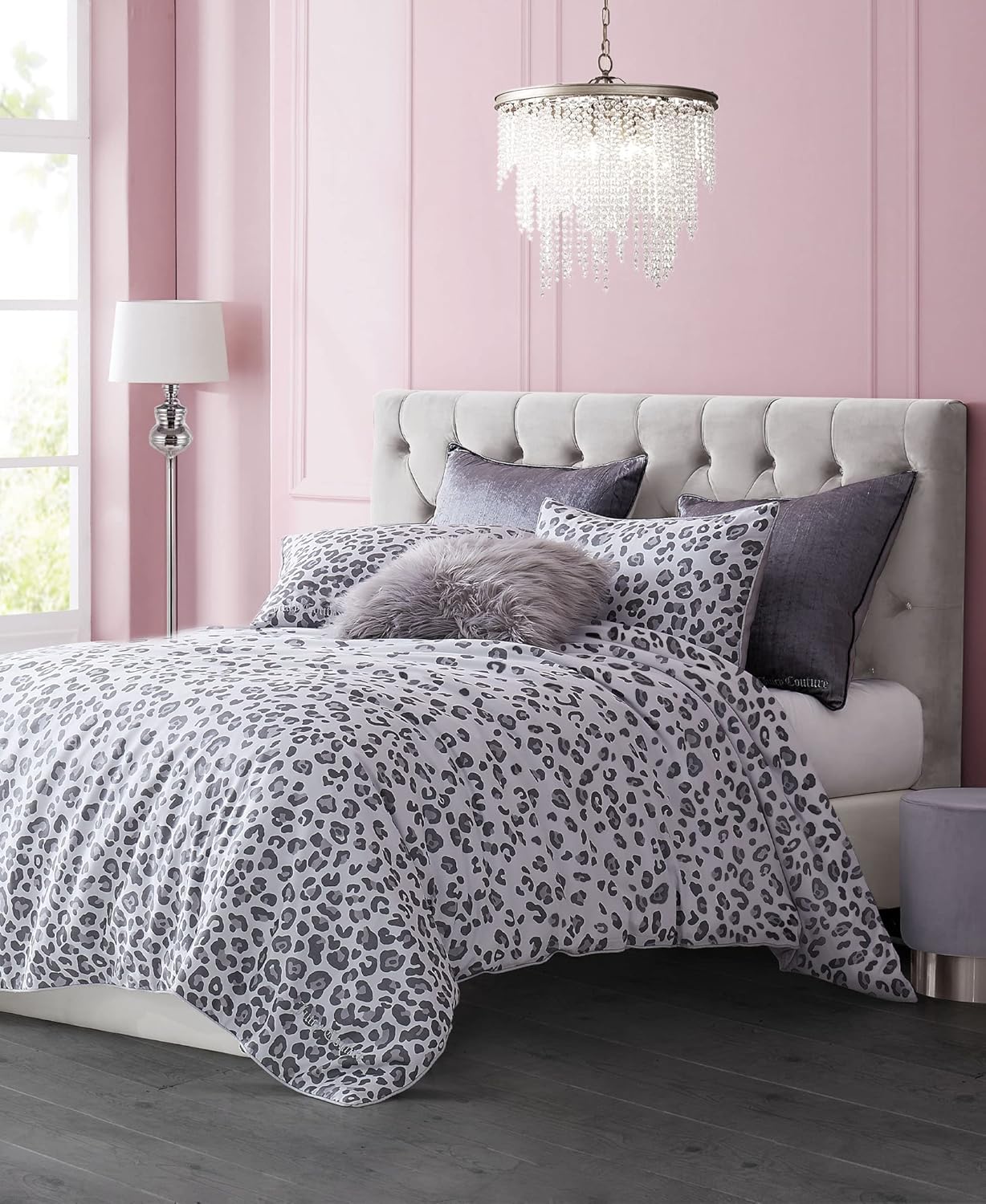 Juicy Couture – Comforter Set | Pearl Leopard Design Bedding| Twin/Twin XL | 2 Piece Set Includes 1 Comforter and 1 Sham | Wrinkle Resistant | Premium Bedroom Décor | Grey/Silver