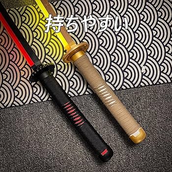 直刃の木製鞘付き刀 直刃の木製鞘付き刀