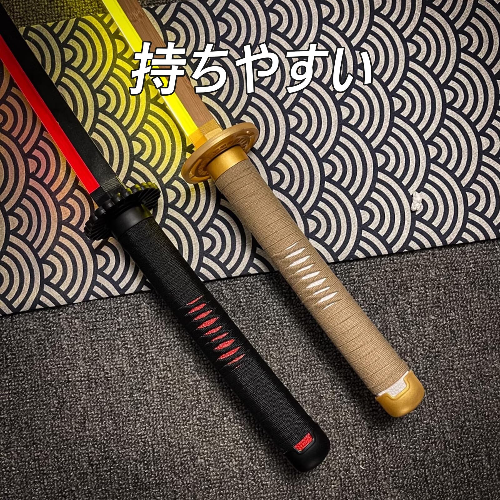 Amazon.co.jp: 木刀 鞘付き コスプレ 光る木製ナイフ、竹+アクリル刃