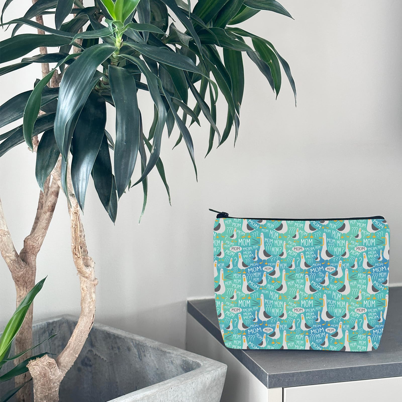 Seagull Gift Movie Gift Seagull Mom Makeup Bag Seagull Lover Gift Mother’s Day Gift Cosmetic Bag (Seagull Mom Bag EU) - Image 3