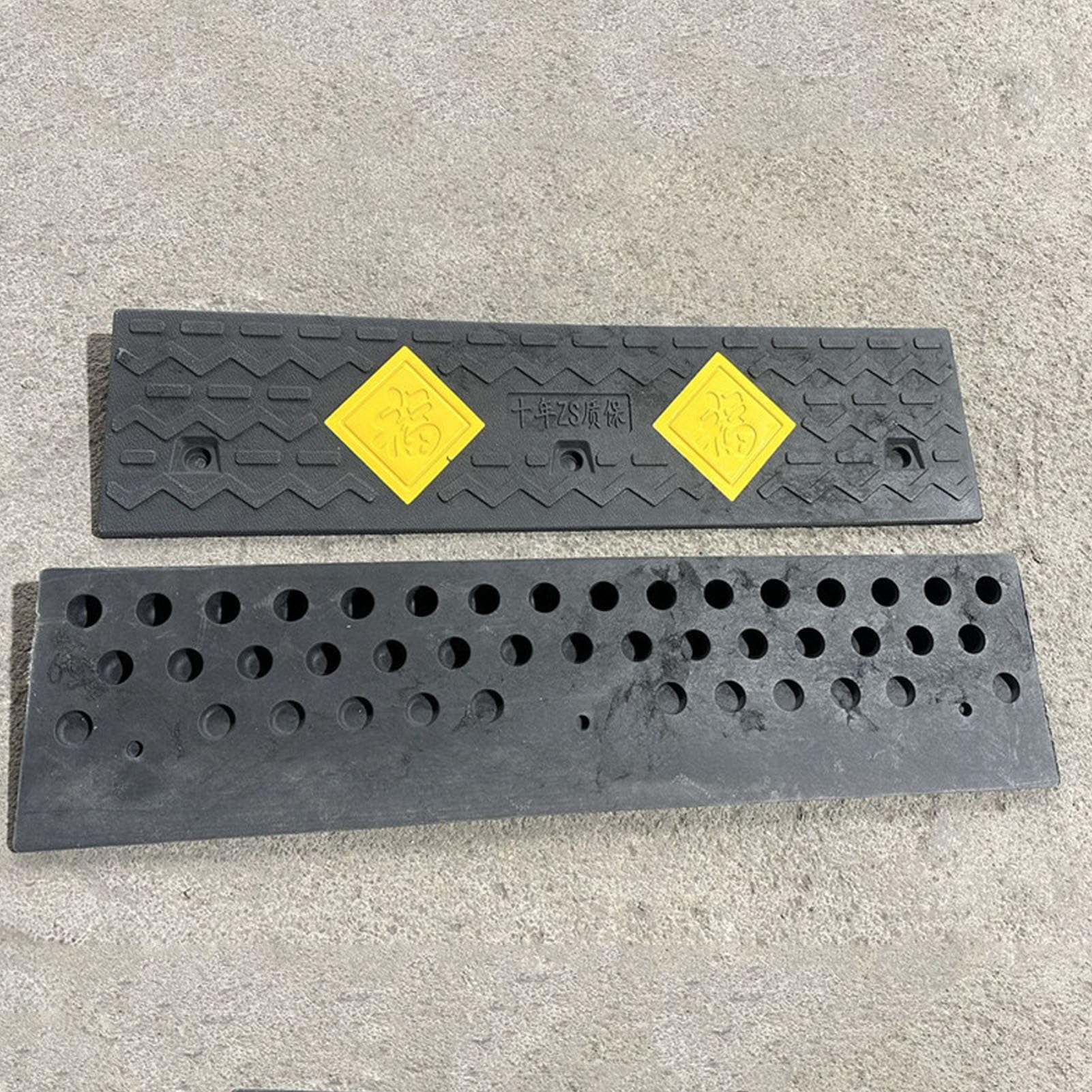 Rampe de Seuil en Caoutchouc, Hauteur de 4 à 10 cm, Rampe d'accès, Rampe de Chargement pour Camping-Car, Camion, Rampes de Remise