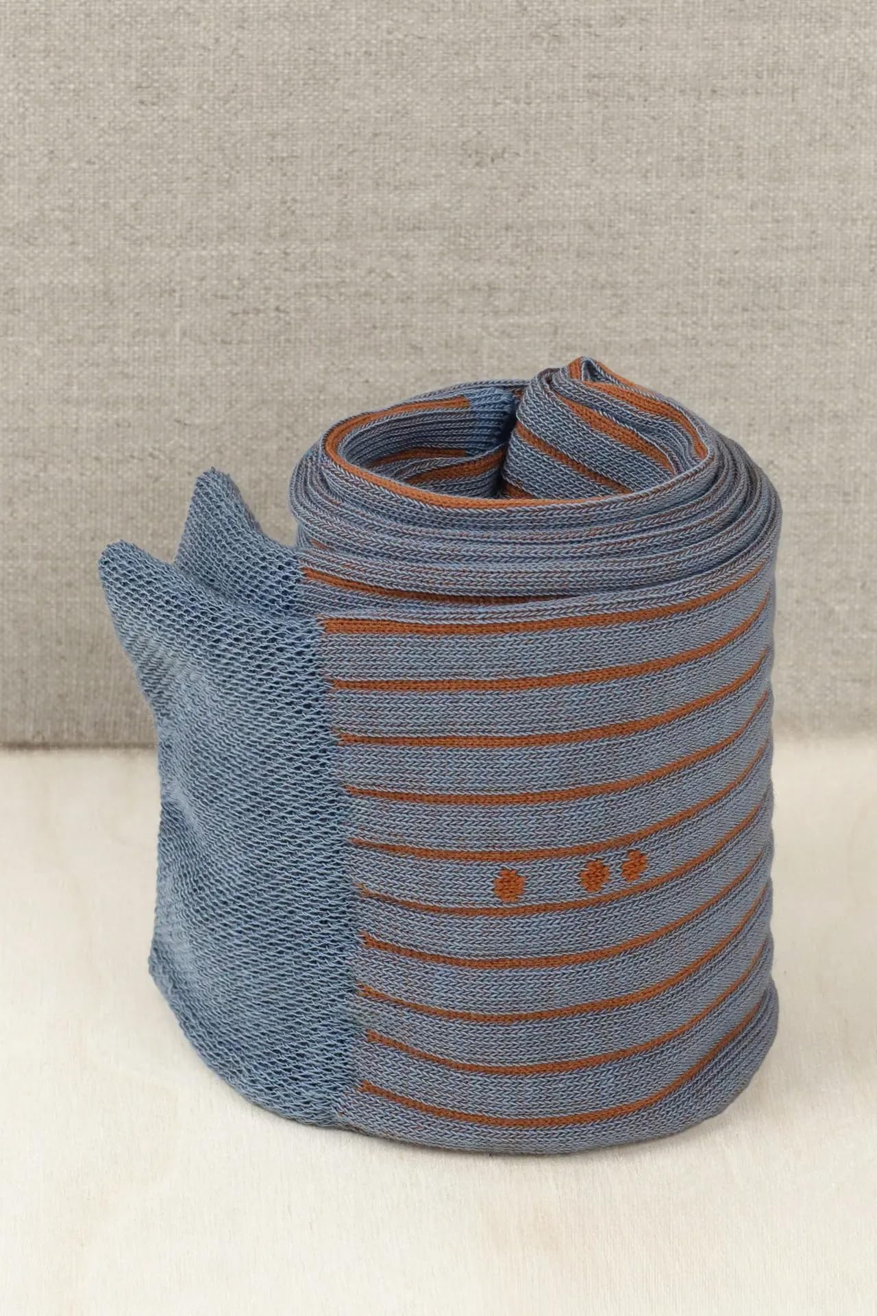 GATTI A POIS Box da 5 Paia di Calze Lunghe Eleganti, Mix di Fantasie in Caldo Cotone e Filo di Scozia, Marrone e Blu Nippon, Made in Italy