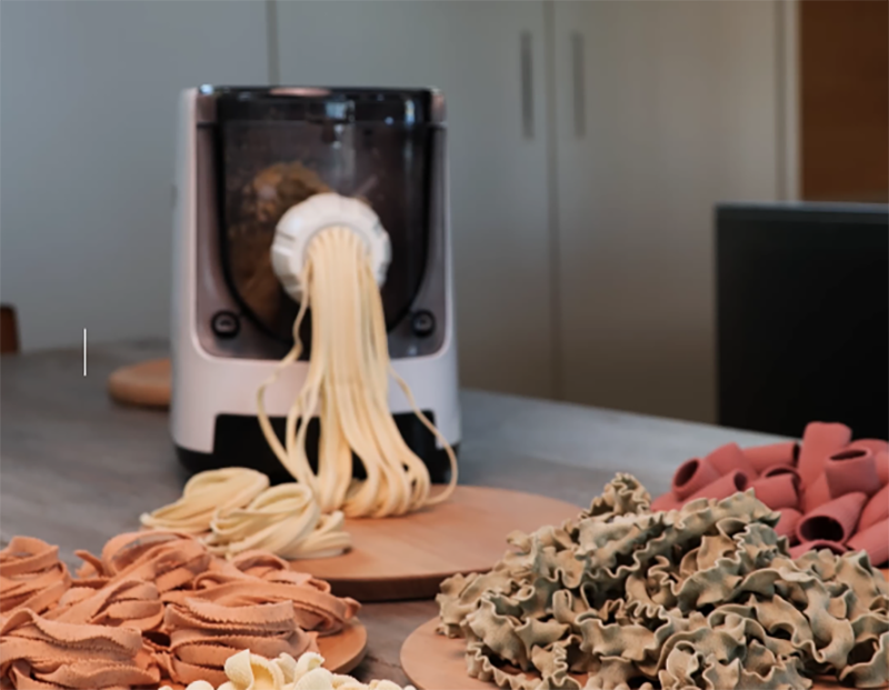 Machine à Pâtes PASTAIO Avec 11 Matrices - Extrusion Rapide, 800g De Pâtes, Balance Intégrée