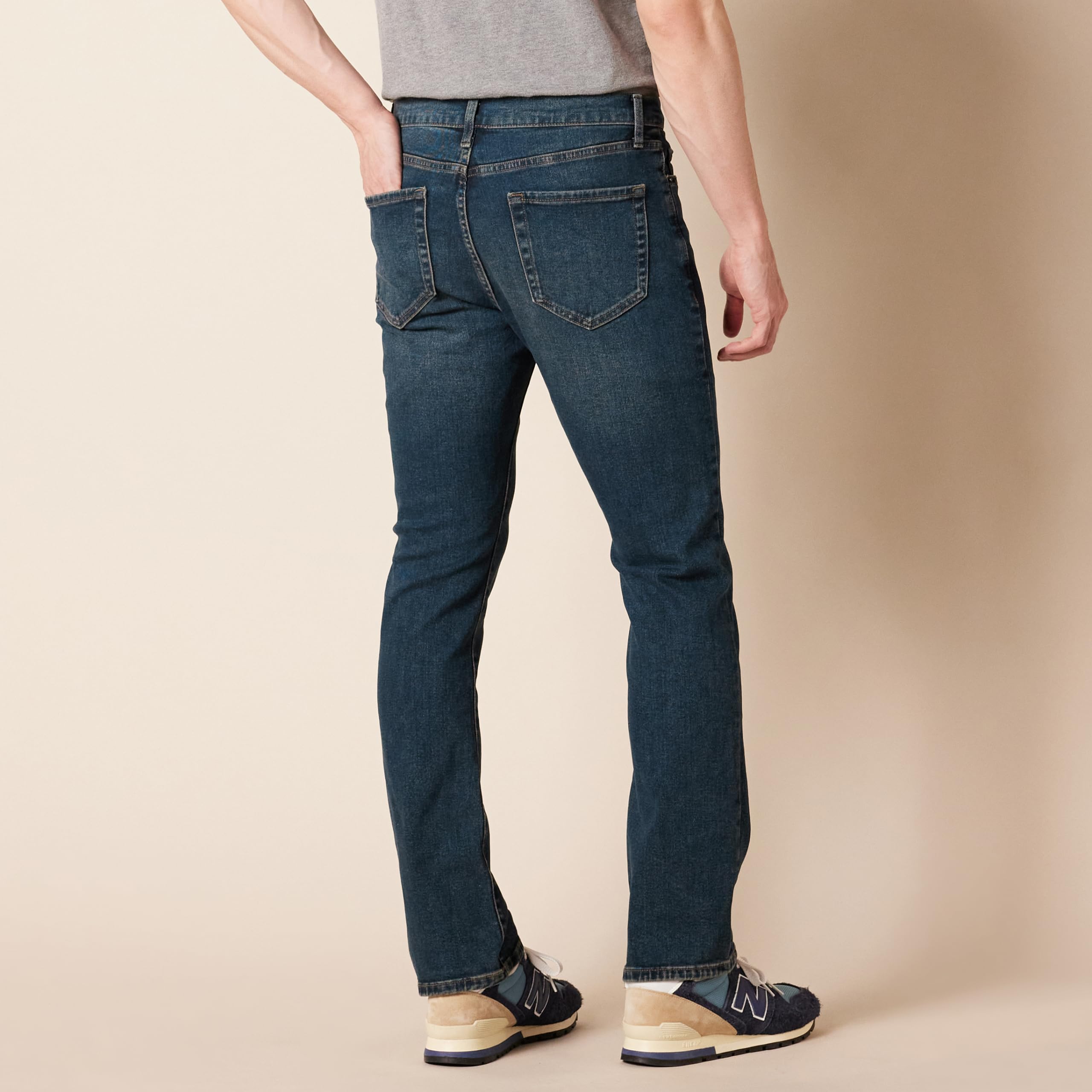 Amazon Essentials Jeans Slim Fit Elasticizzati, Bootcut - colori fuori produzione Uomo