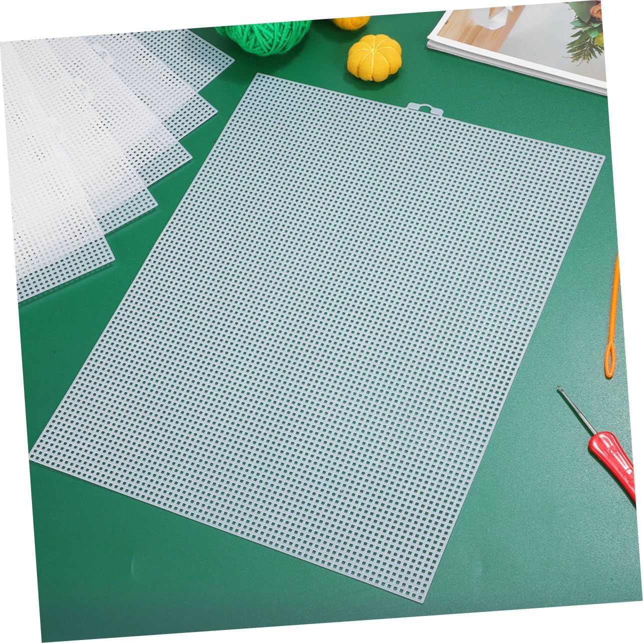 PERSELOSO 5pcs Plastic Mesh Canvas Sheets Embroidery Plastic Mesh Stiff Canvas for DIY