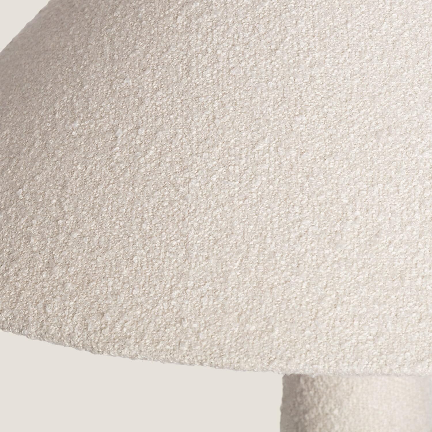 LEDKIA Lámpara de Pie Madera y Tela Lombe Blanco | CasquilloE27