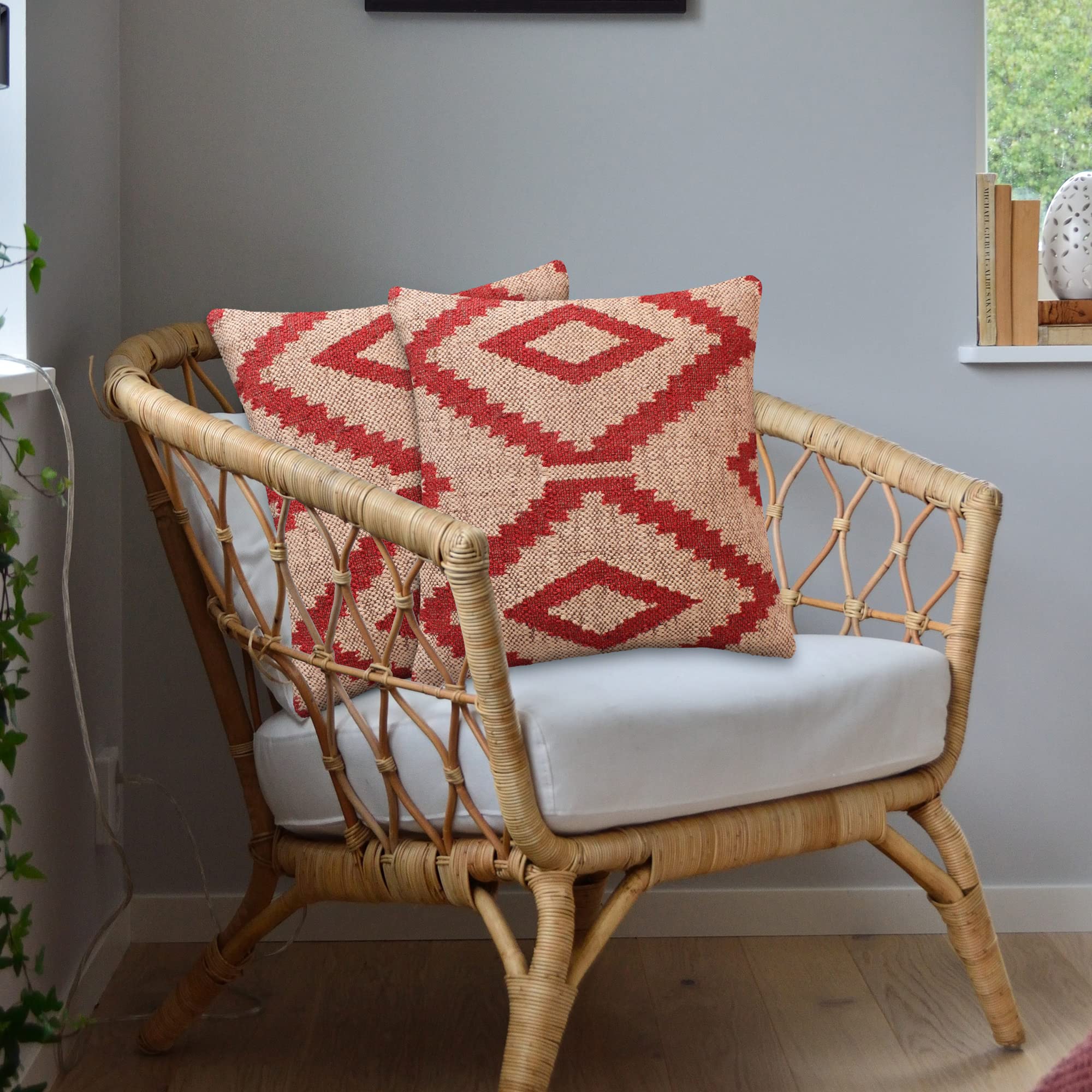 Housses de coussin Kilim en laine de jute pour rénover un canapé usé avec style vintage