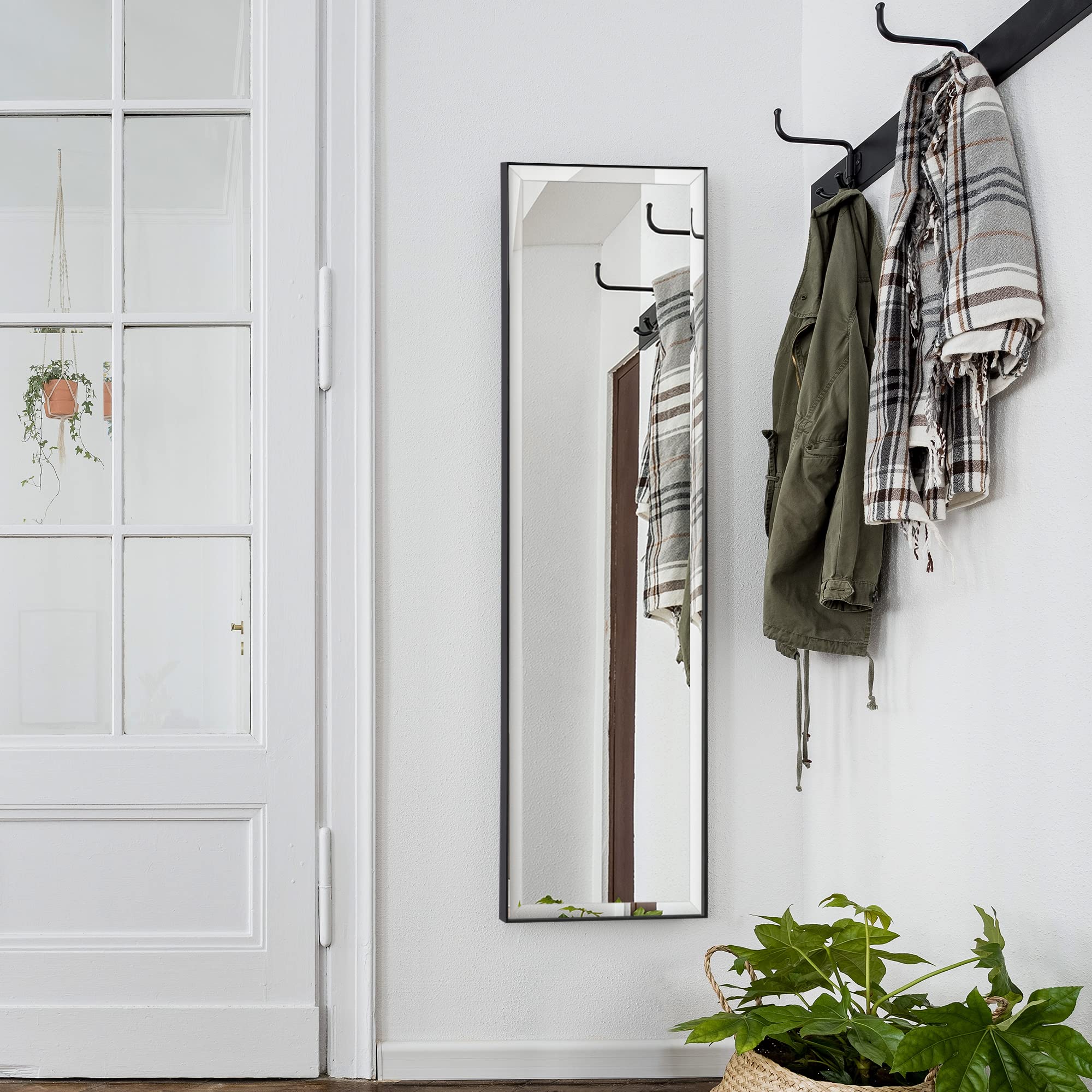 HOMCOM Miroir Mural Film Sécurité Anti Déflagrant 120L x 35l cm Noir | Système Attache Inclus, Cadre Alliage Alu.