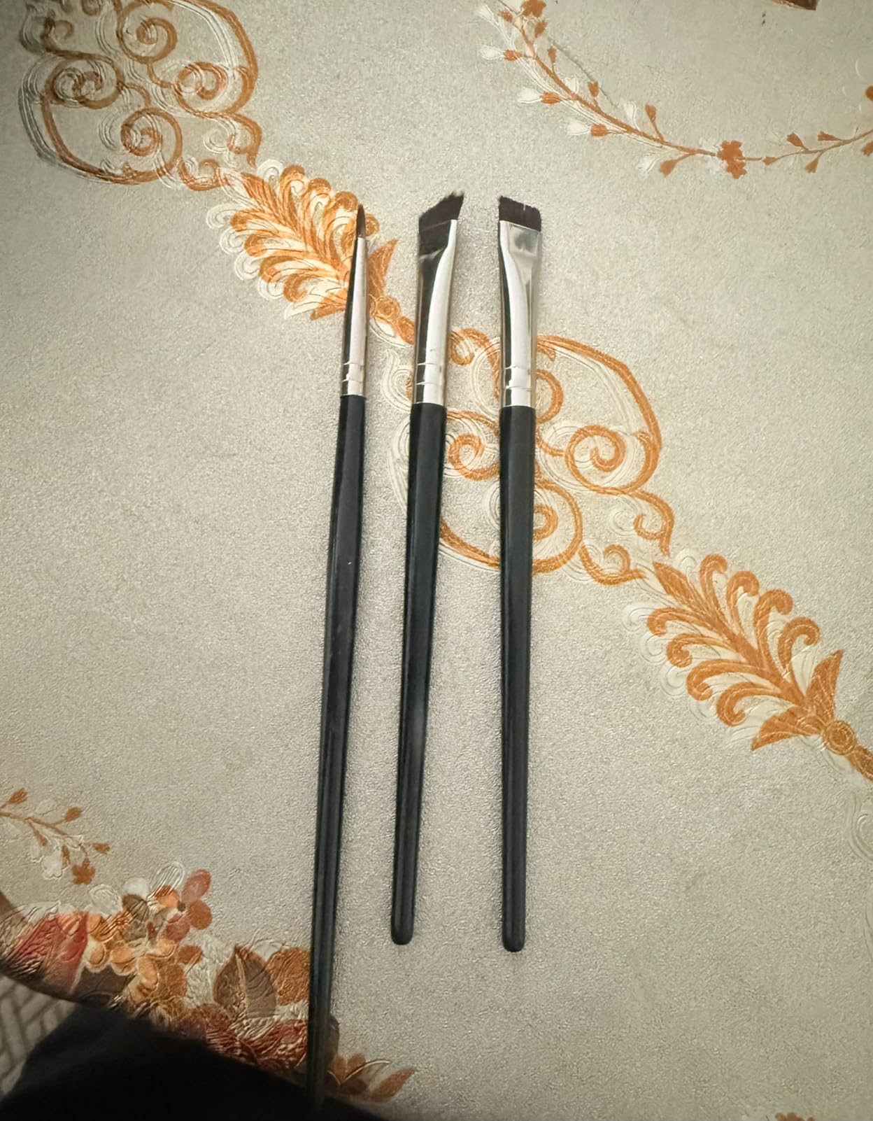 JASSINS Fine Angled Eyeliner Brush, JASSINS Ultra thin Precision EyeLiner Makeup Brushes Set, Fine Point Eyeliner Brush, Synthetic Bristles Eye Makeup Tool (3 Pcs)