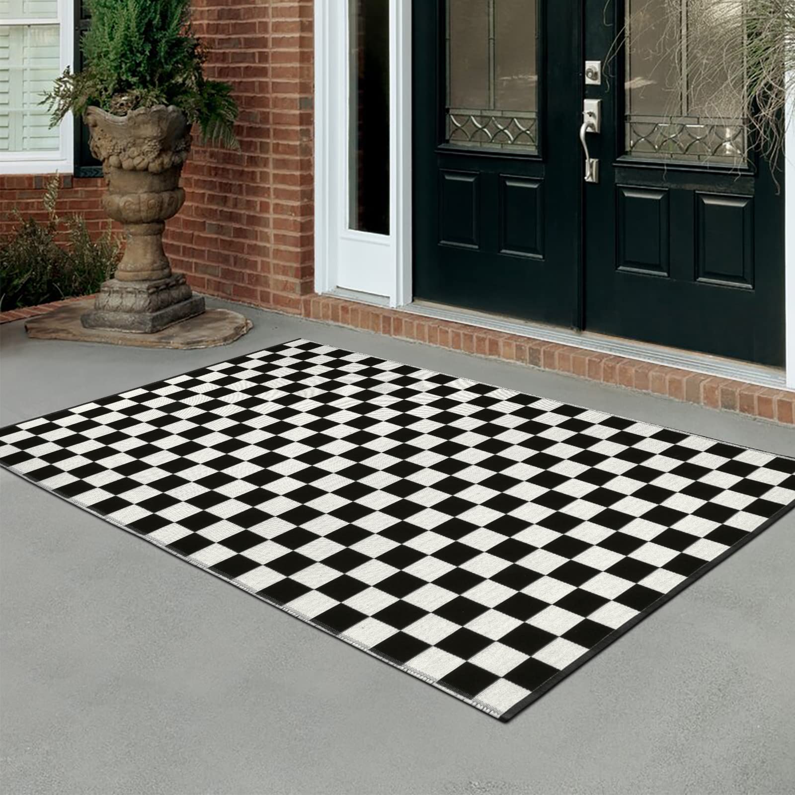 Seavish Checkered Rug - Image 2