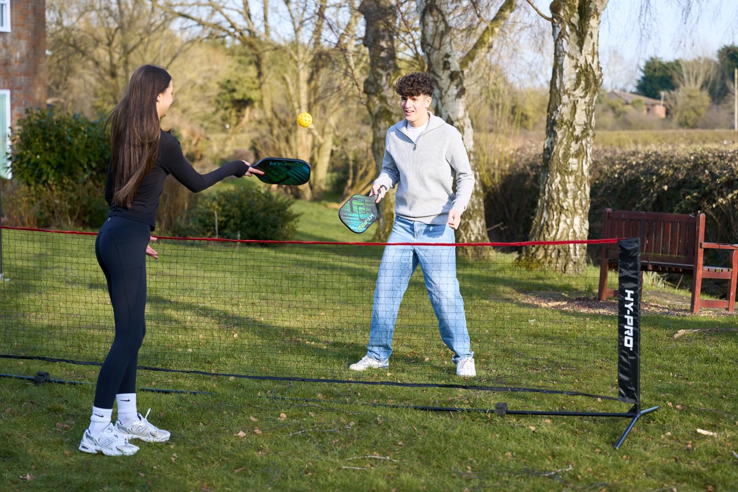 Hy-Pro Höhenverstellbares Netz – 1,9 m Höhe, 3 m / 4 m Breite, einfach zu montieren, leicht, Tragetasche, ideales Freizeitsportnetz für Kinder und Erwachsene, Badminton, Tennis, Pickleball, Volleyball