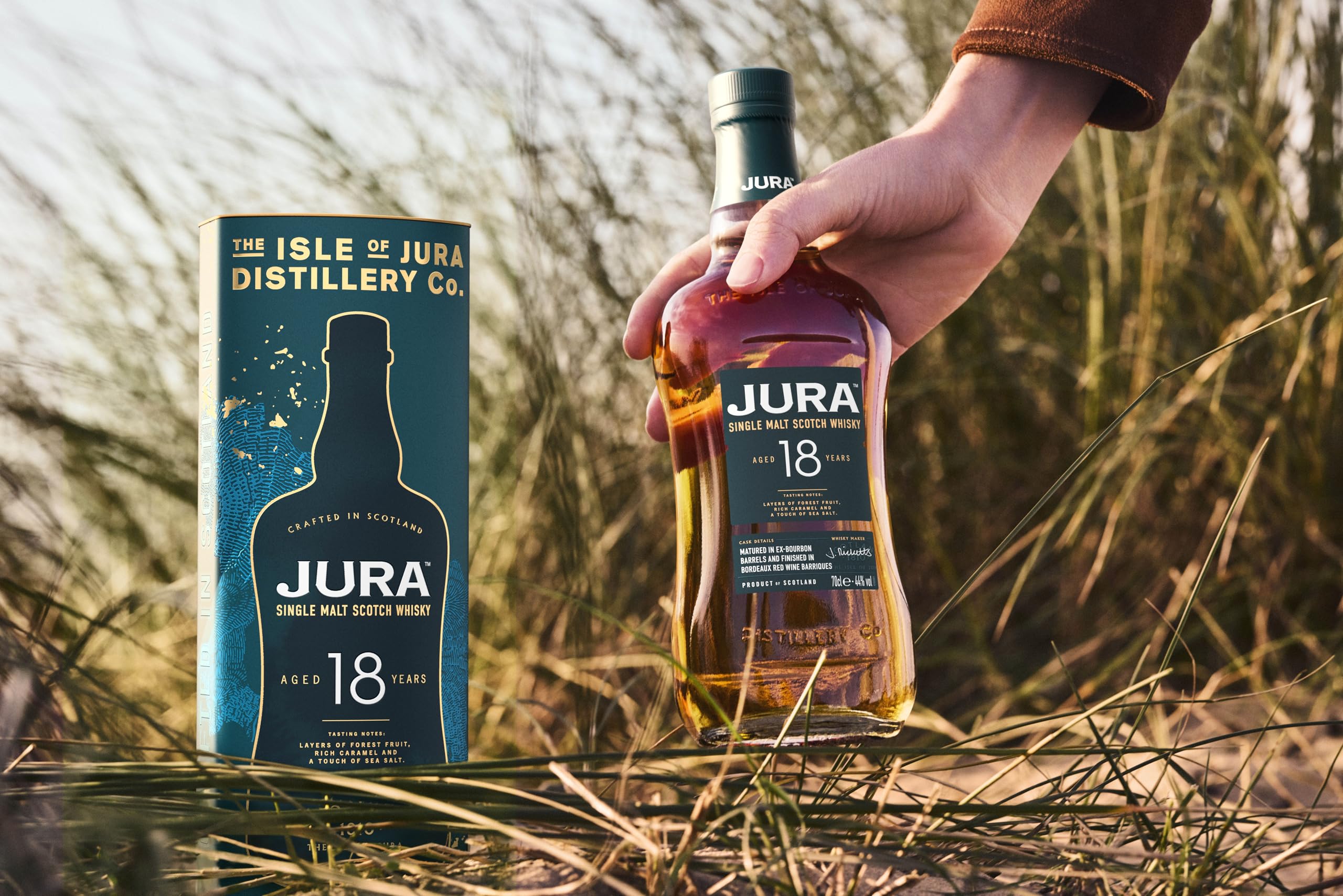 Amazon.co.jp: シングルモルトスコッチウイスキー ジュラ 18年 700ml