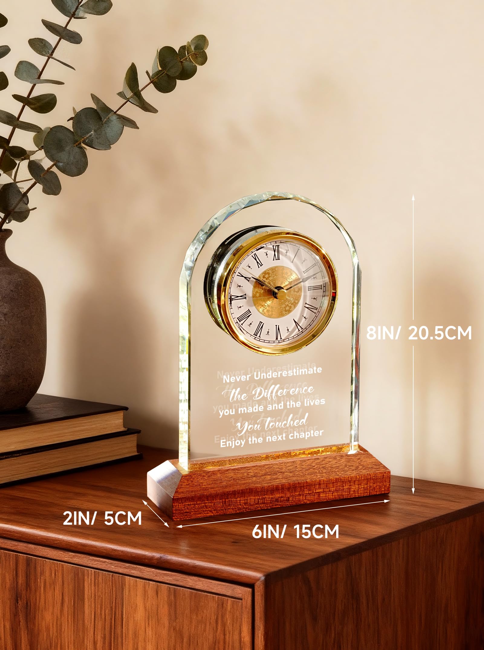 Orologio in vetro per pensionamento, regalo per donna e uomo, con base luminosa in legno, placca incisa addio per collega, capo, idea regalo per congratulazioni in pensione, idea regalo per amici