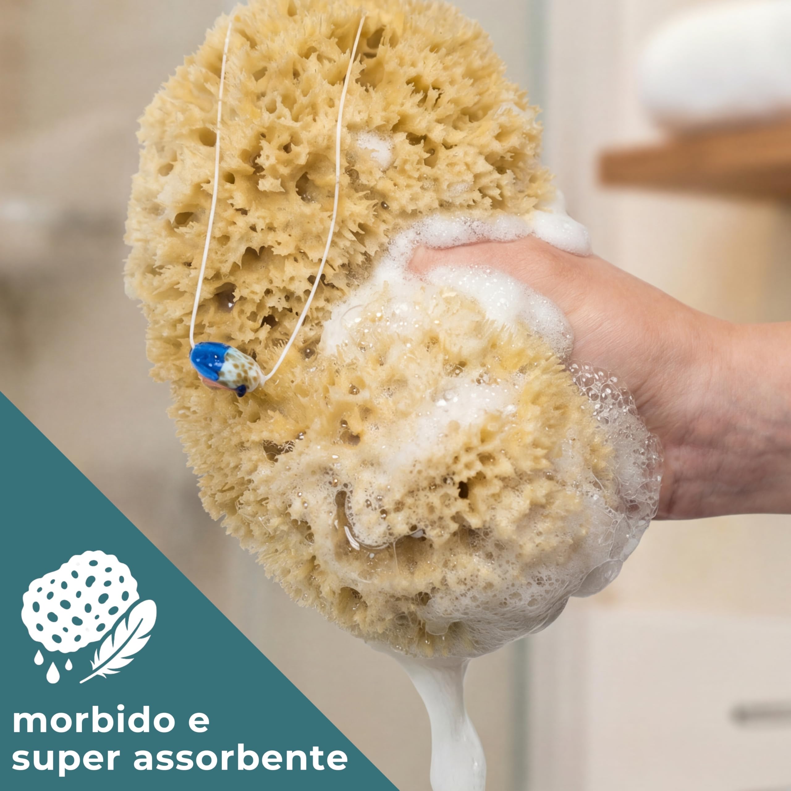 tom&pat® Spugna marina naturale • con cordino e ciondolo in vetro • Dermatest eccellente • spugna doccia per corpo e bagno • non sbiancata • qualità premium dalla Grecia (17-18 cm)