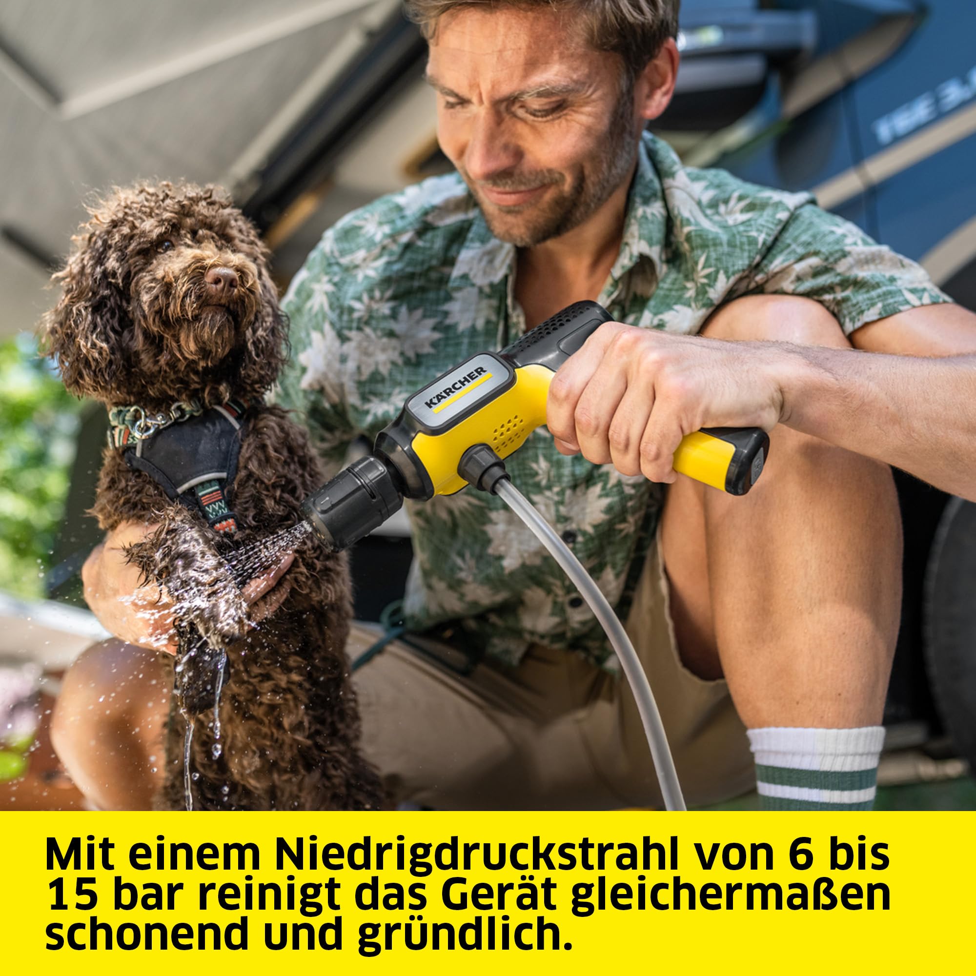 Kärcher Druckreiniger OC Handheld Compact Adventure, Mitteldruck, max. 15 bar, klappbar, USB-C-Anschluss, 150 l/h, Gewicht: 0,8 kg, 4-in-1 Multi Jet, Schlauch (5 m), Schaumdüse Pro, Wasserkanister