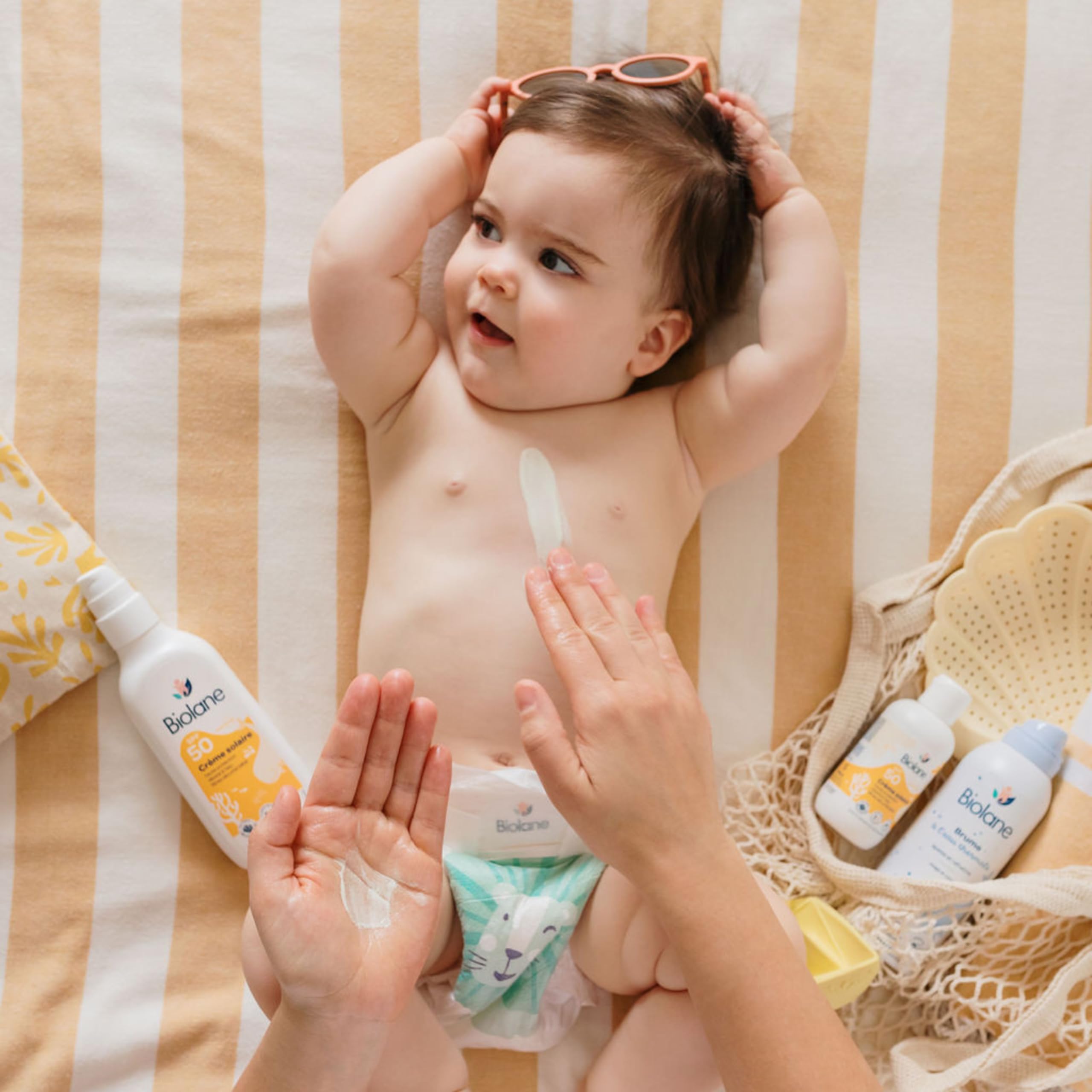 BIOLANE - Creme Solaire Bebe SPF 50-200ML - Haute Protection Contre UVA et UVB - Peaux Sensibles - Résistant à l'eau - Filtre Solaires Sécurité Bébé - Fabriqué en France