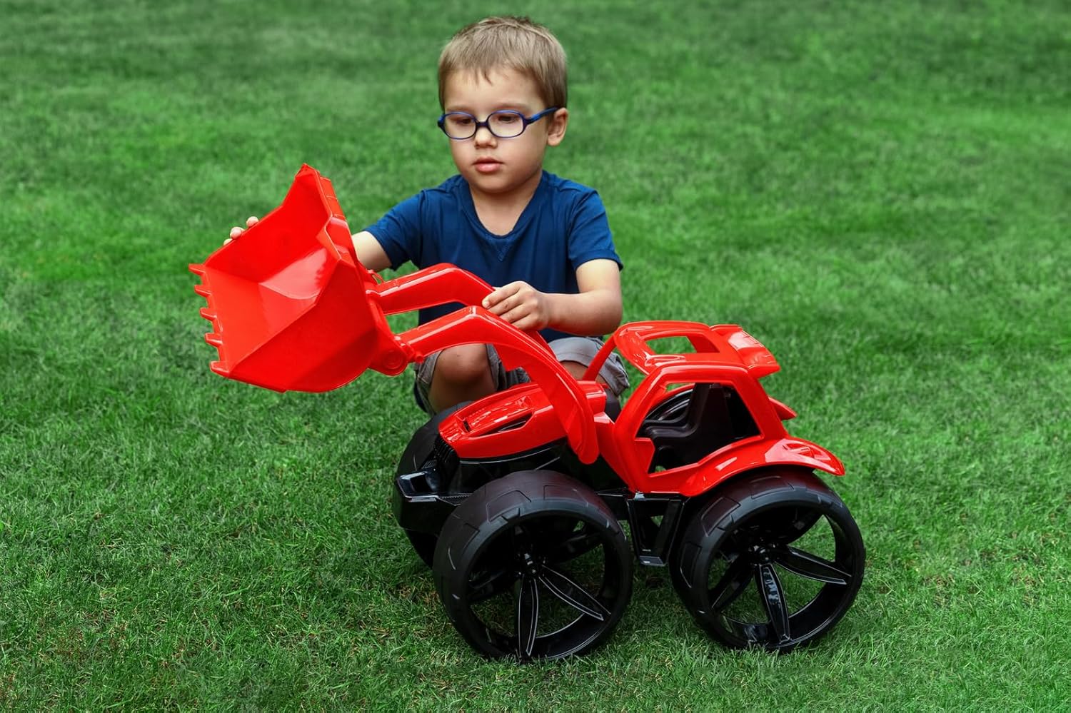 Wader Maximus Bulldozer Toy Red Moving Elements Wheels Bulldozer Arm Shovel for Kids and Adults Lightweight Indoor Outdoor, 68cm, WA64500