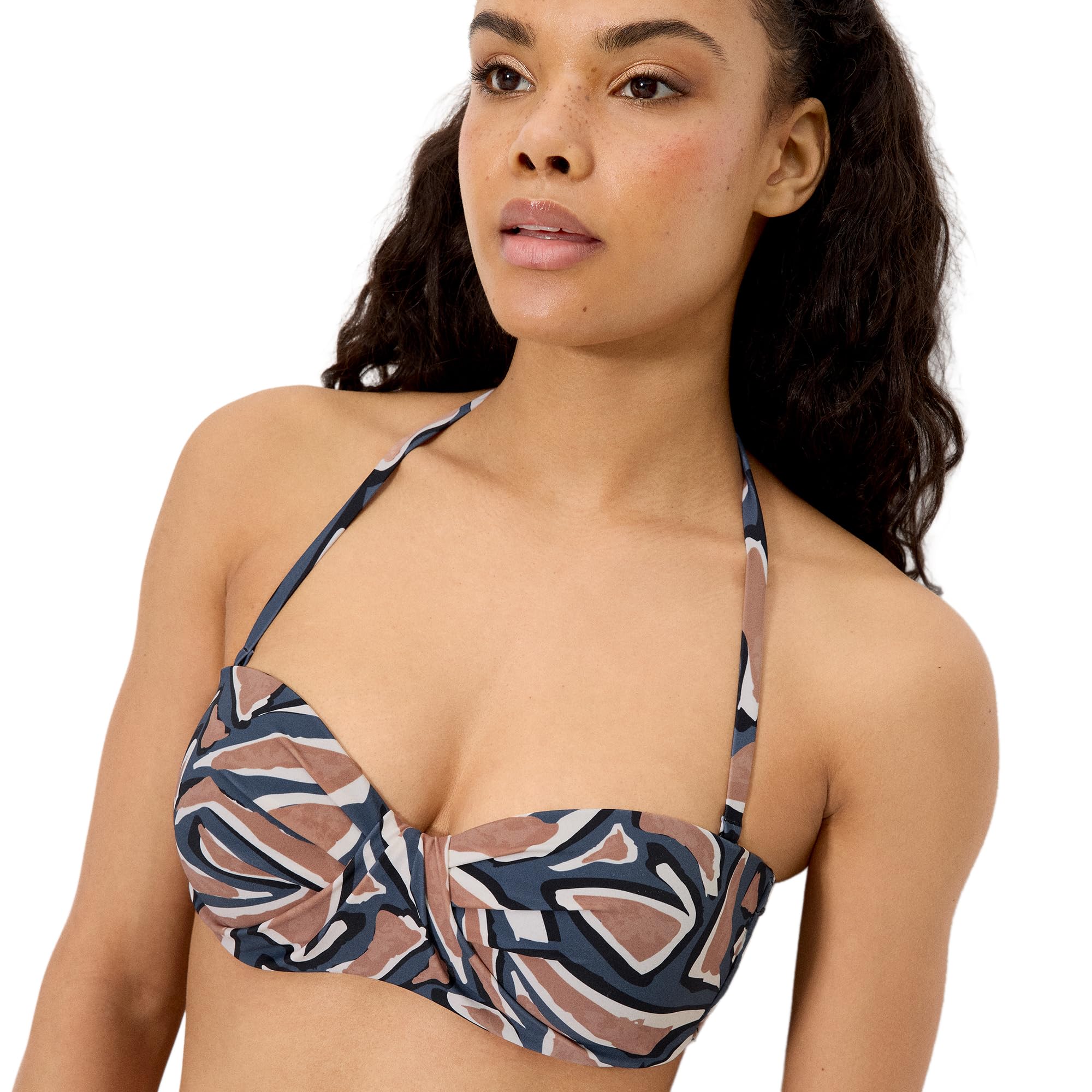 YSABEL MORA. Top Bikini Bandeau Estampado Copas C y D. con Aro Y Relleno. Tirantes Desmontables Anudados Al Cuello. Colección Beach.