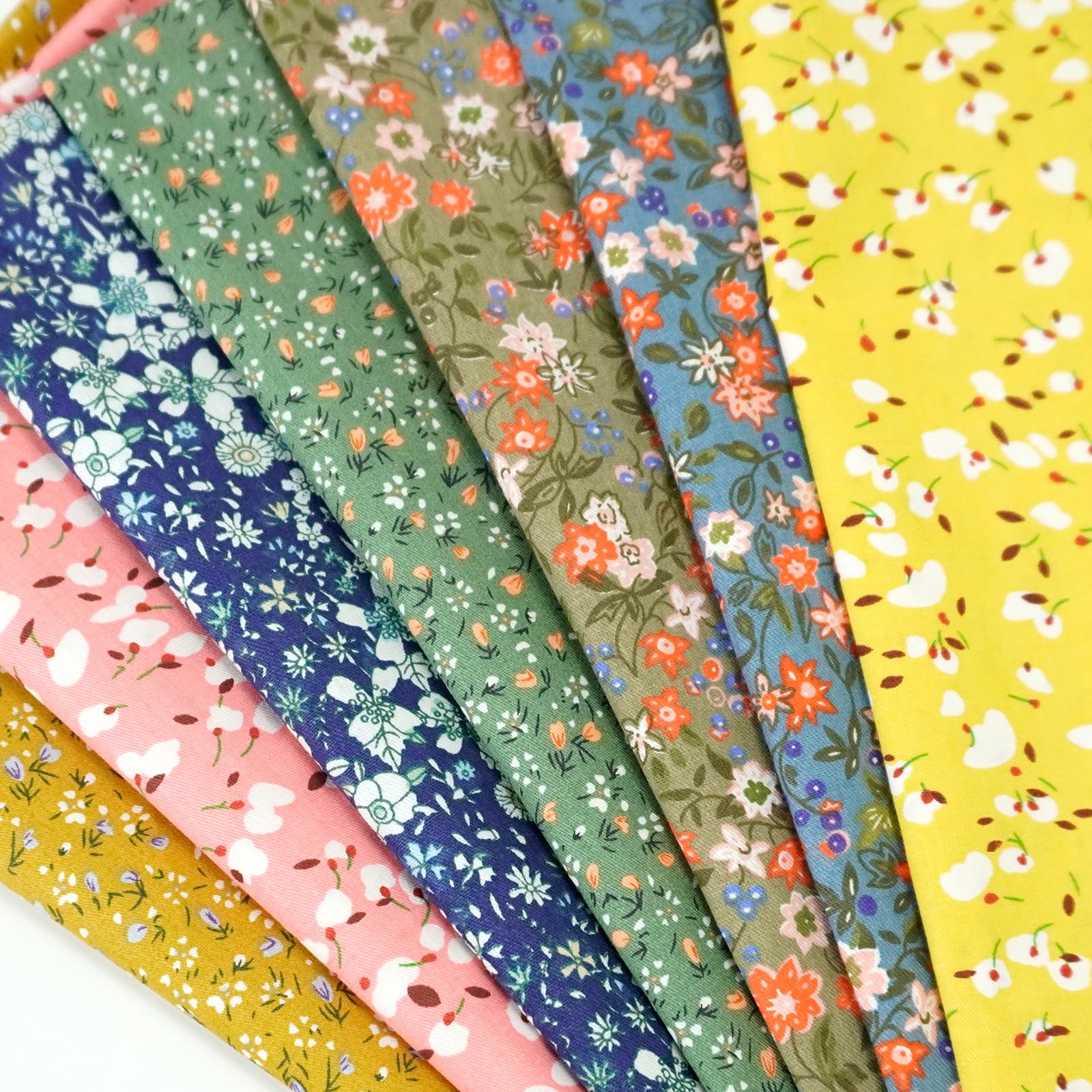 Qililandiy 7pcs Fat Quarter Flower Fabric Bundles Quilting Cotton Craft Fabric Pre-Cut Squares Sheets for Patchwork Sewing Quilting and Crafting