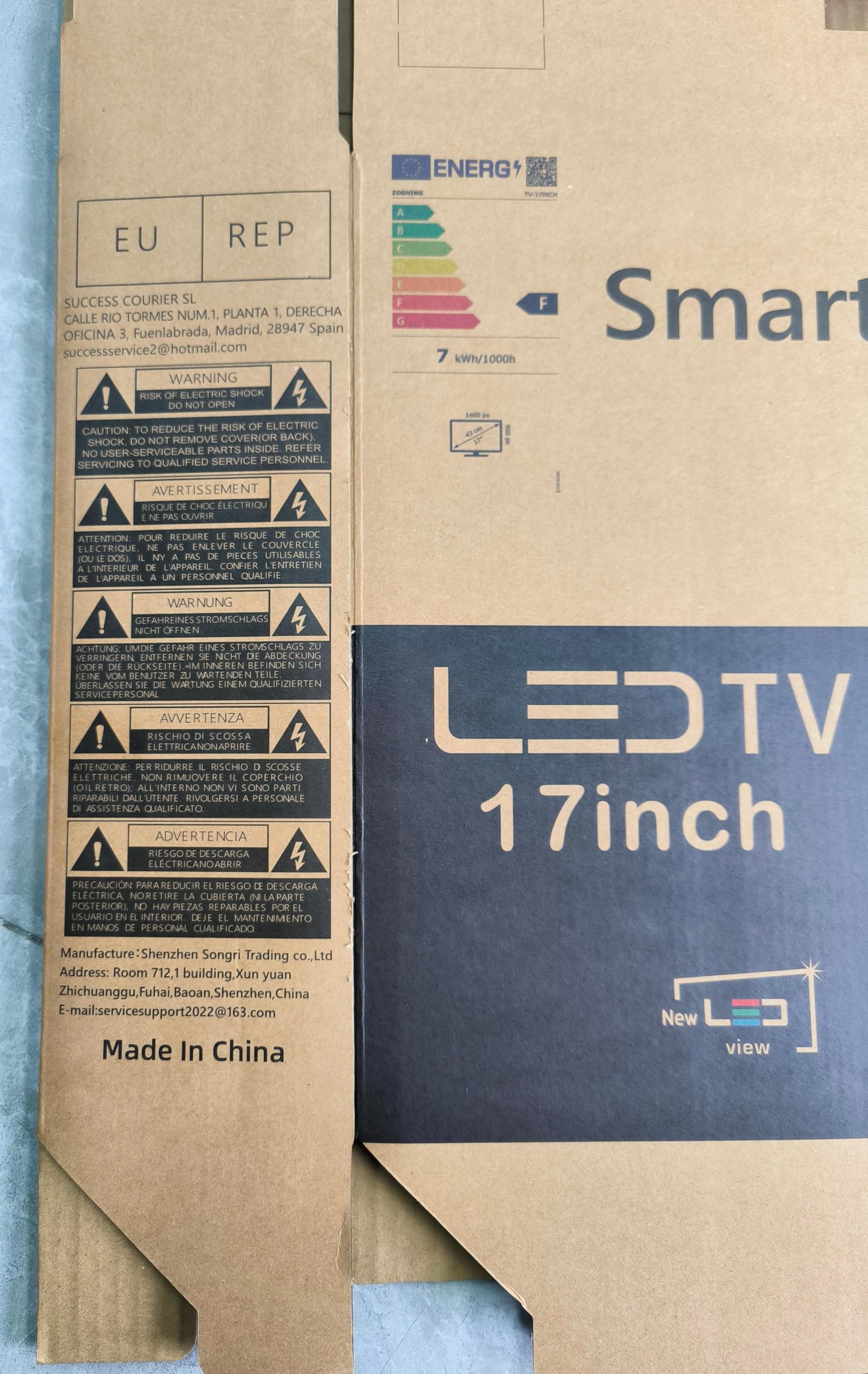 KCR Smart TV, 17-calowy LED, cyfrowy DVB-T2, przenośny telewizor Freeview, gniazdo USB, wyjście słuchawkowe, pilot zdalnego sterowania koncentryczny, wejście AV, wejście HDMI, czarny