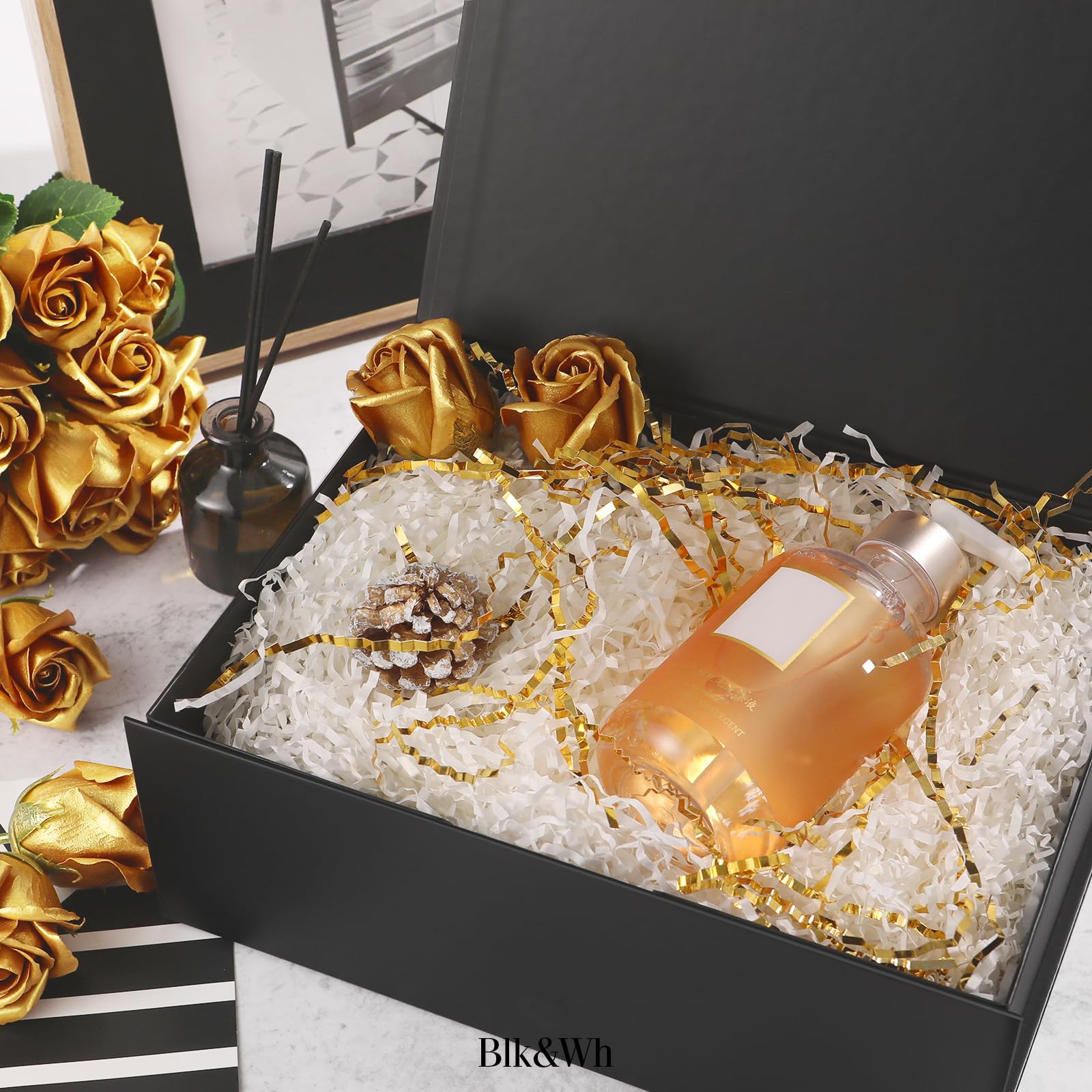 BLK&WH Lot de 4 boîtes cadeaux magnétiques avec couvercles - Tailles assorties - Pour anniversaire, mariage, Saint-Valentin, Noël, fête, fête prénatale (noir mat)