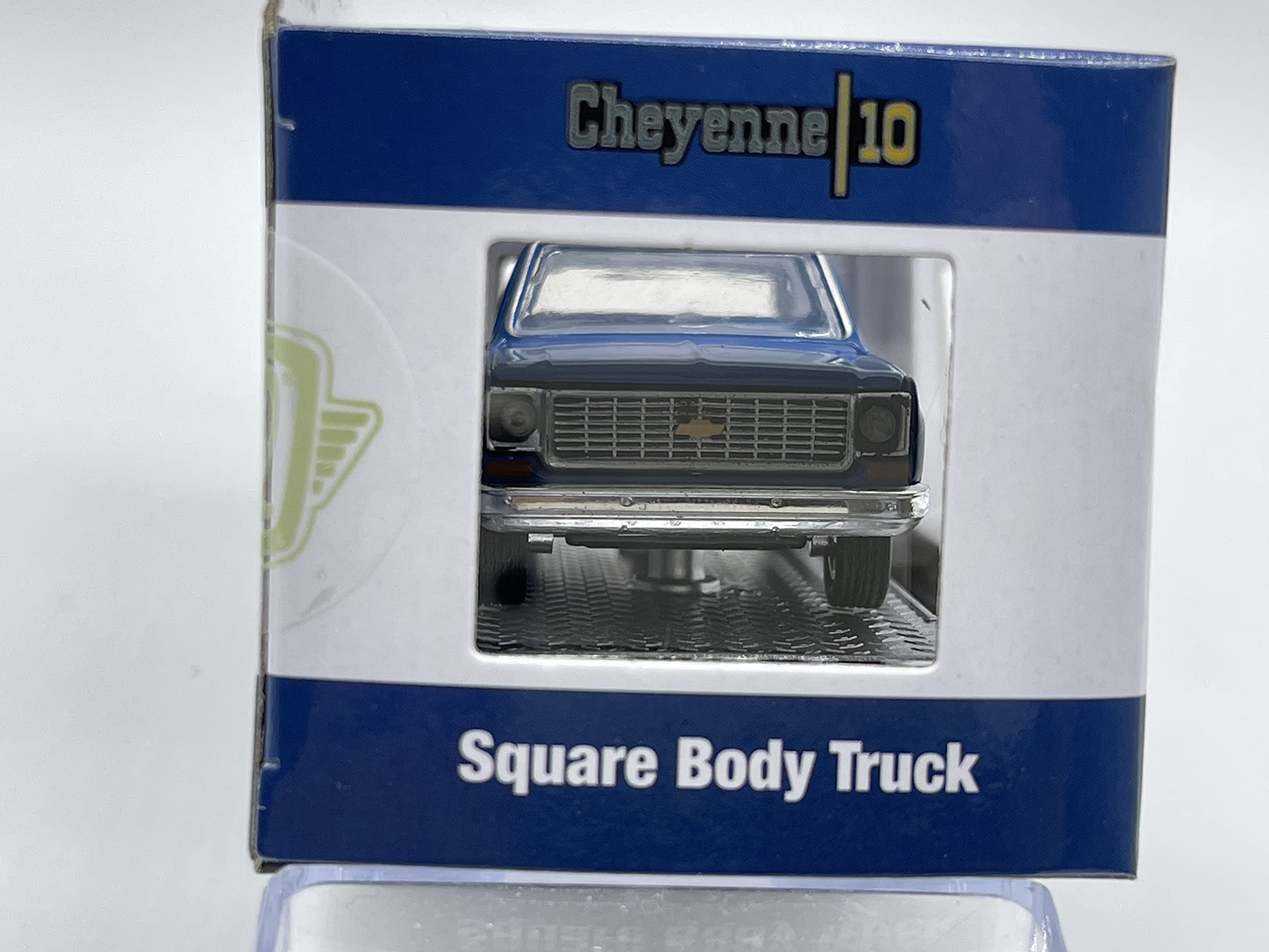M2 Machines Square Body Truck 1973 Chevy Cheyenne 10 1:64