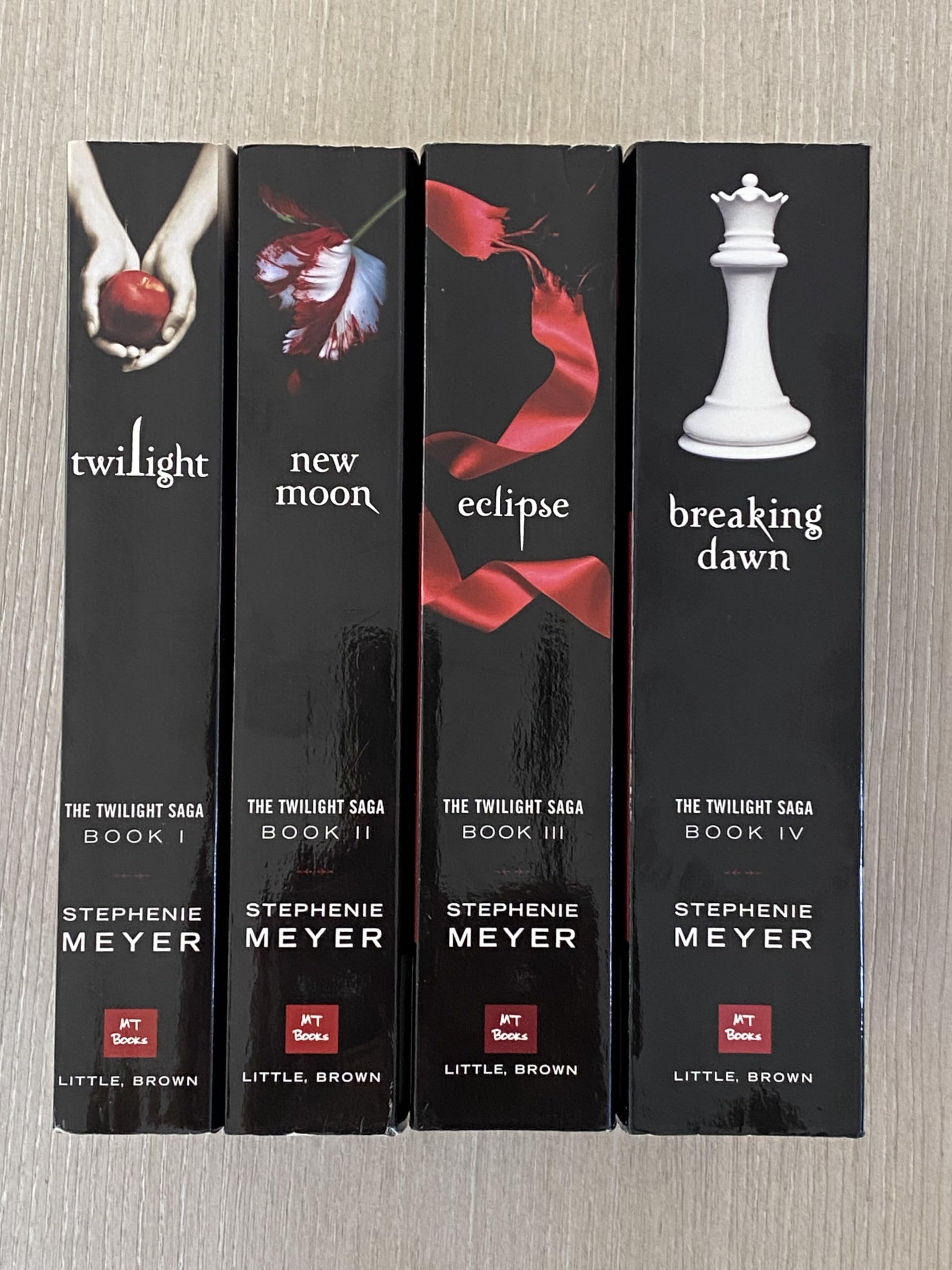Twilight Saga 4 Book Mix-matched Set: Stephenie Meyer: Books