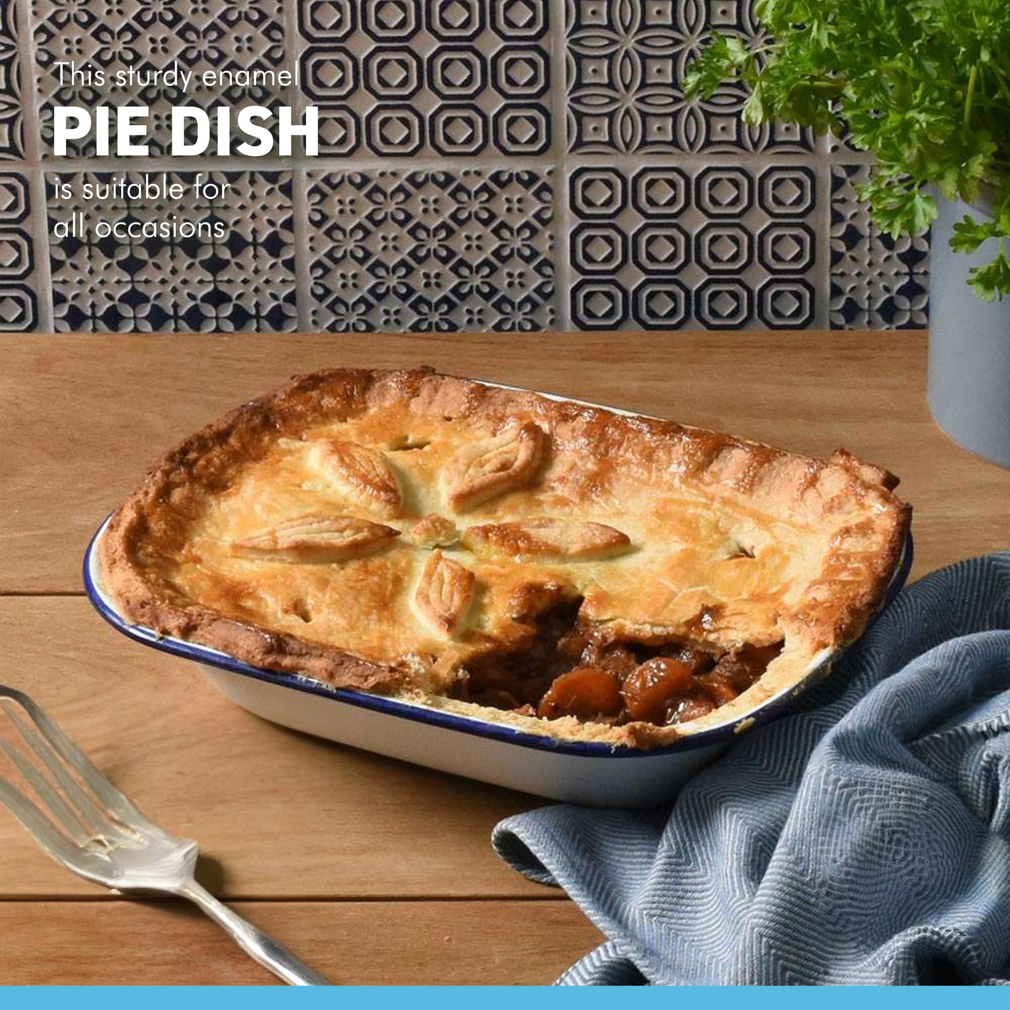 White Enamel Blue Rim Oval Pudding Pie Oven Tin Dish 20CM