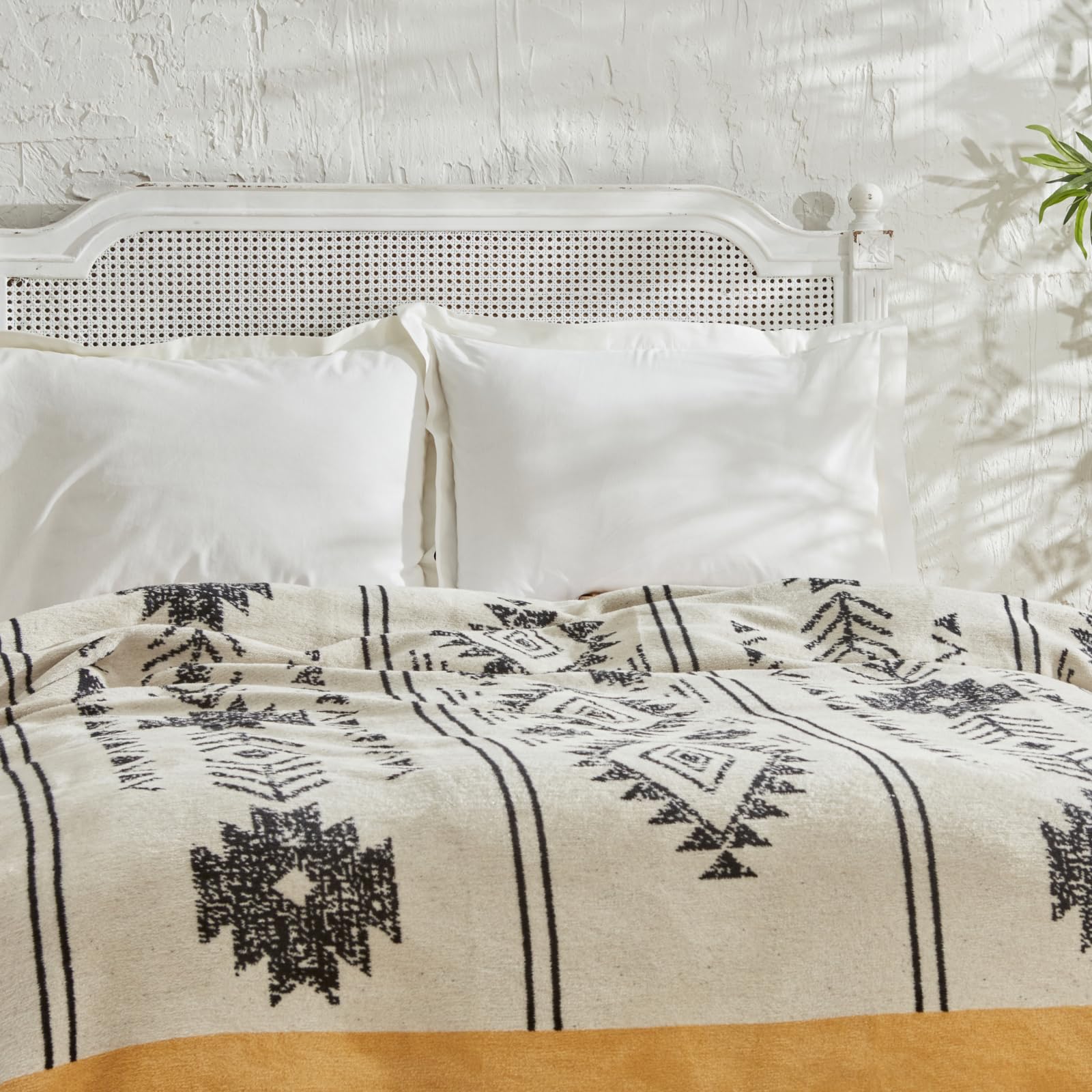 Karaca Home Raya Doppel-Baumwolldecke Senf