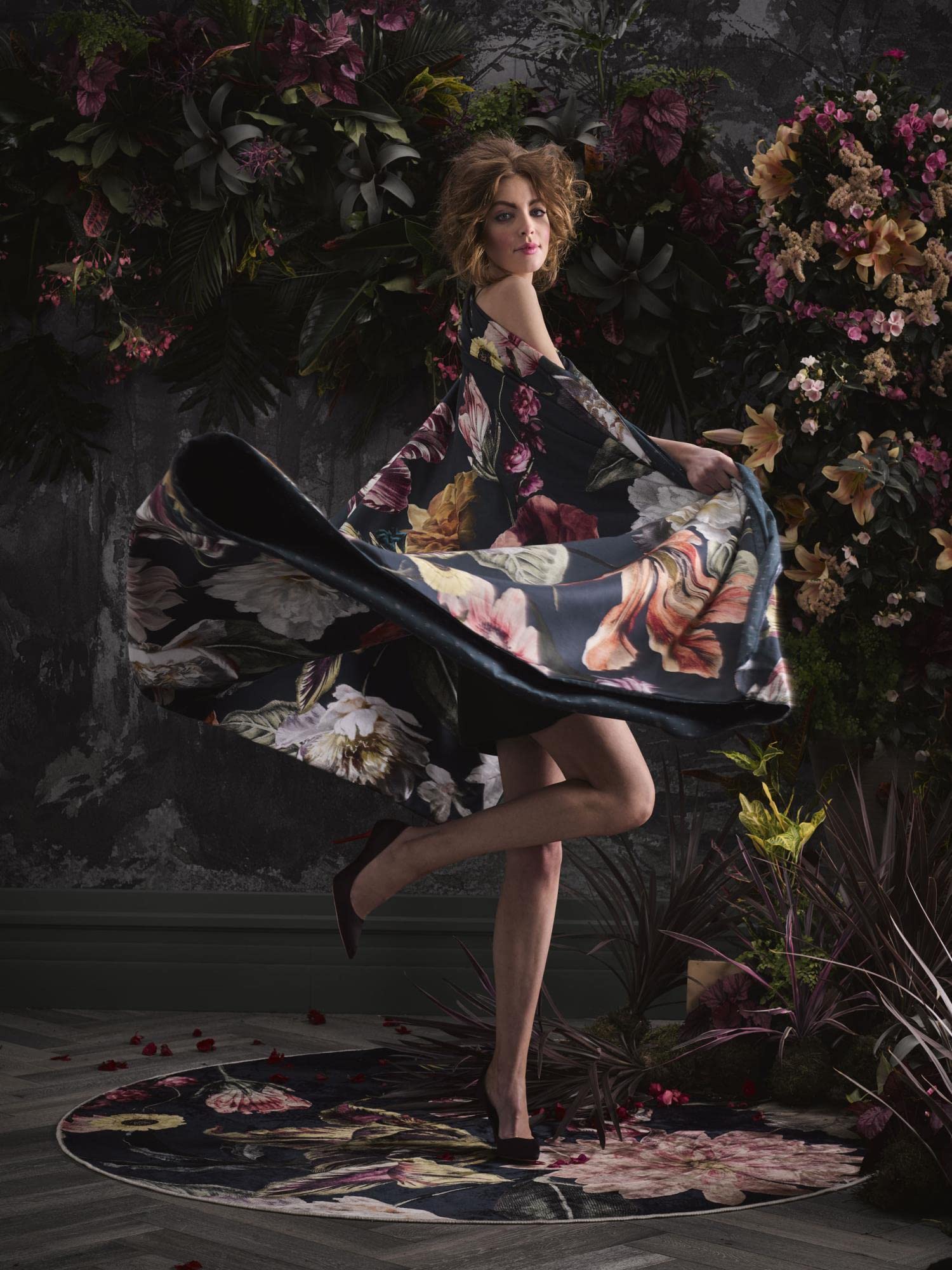 ESSENZA Bettwäsche Filou Dunkelblau Blumen Blüten Floral Geblümt Sterne Satin, Größe:200 cm x 200 cm